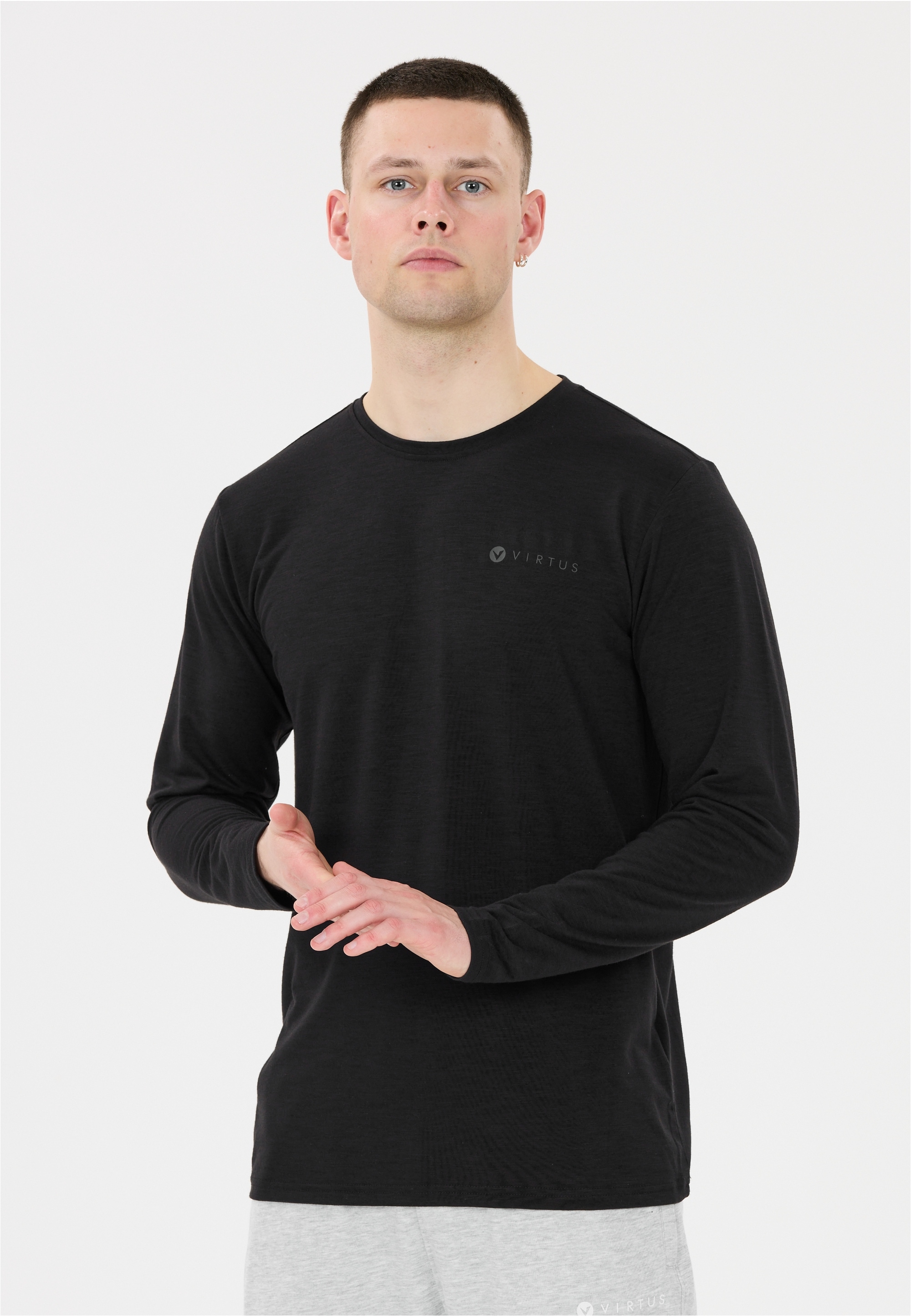 Virtus Langarmshirt "Jokers V3" mit praktischer Quick-Dry-Funktion