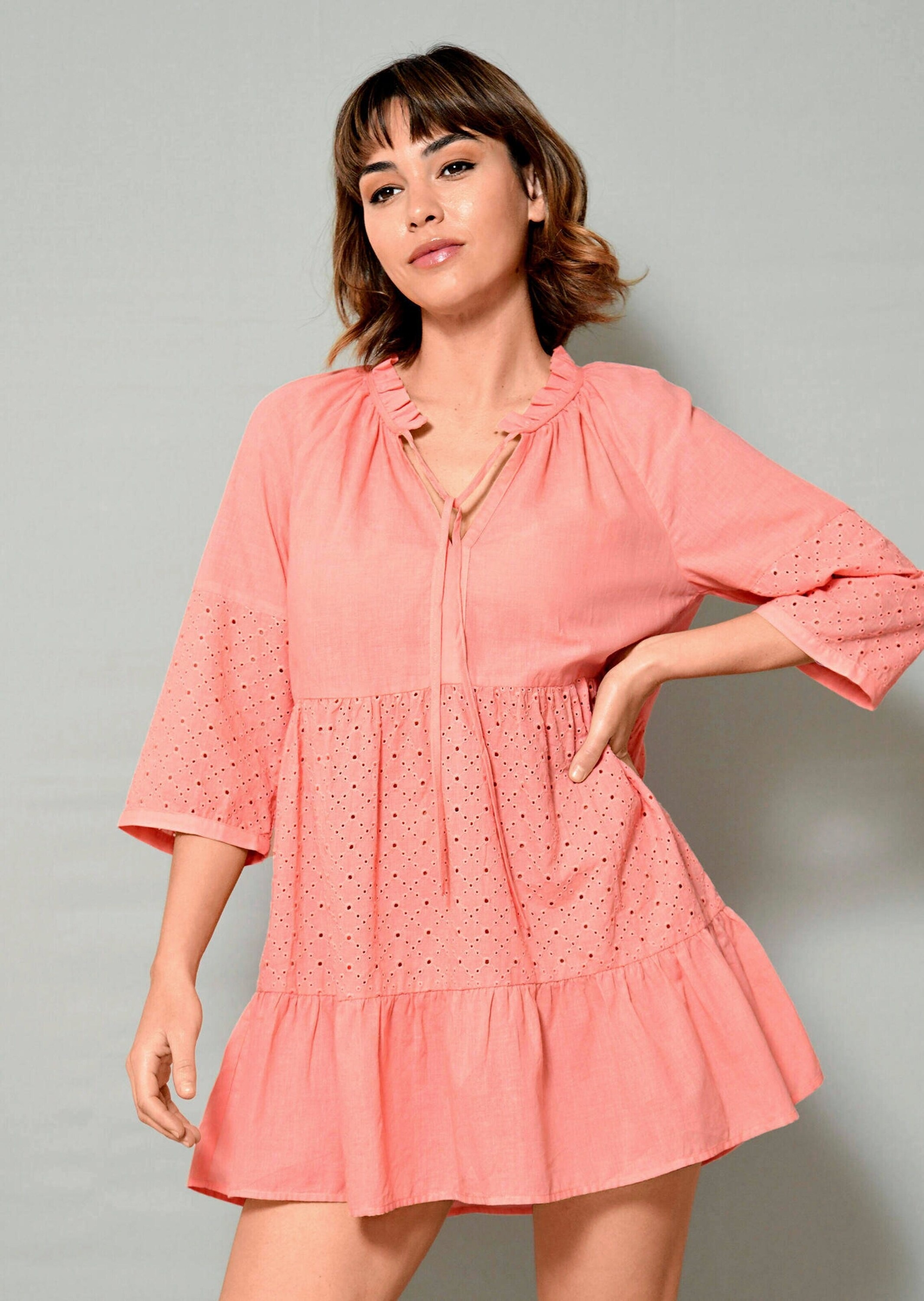 Alba Moda Tunika »Tunika Tunika mit modischer Lochstickerei«