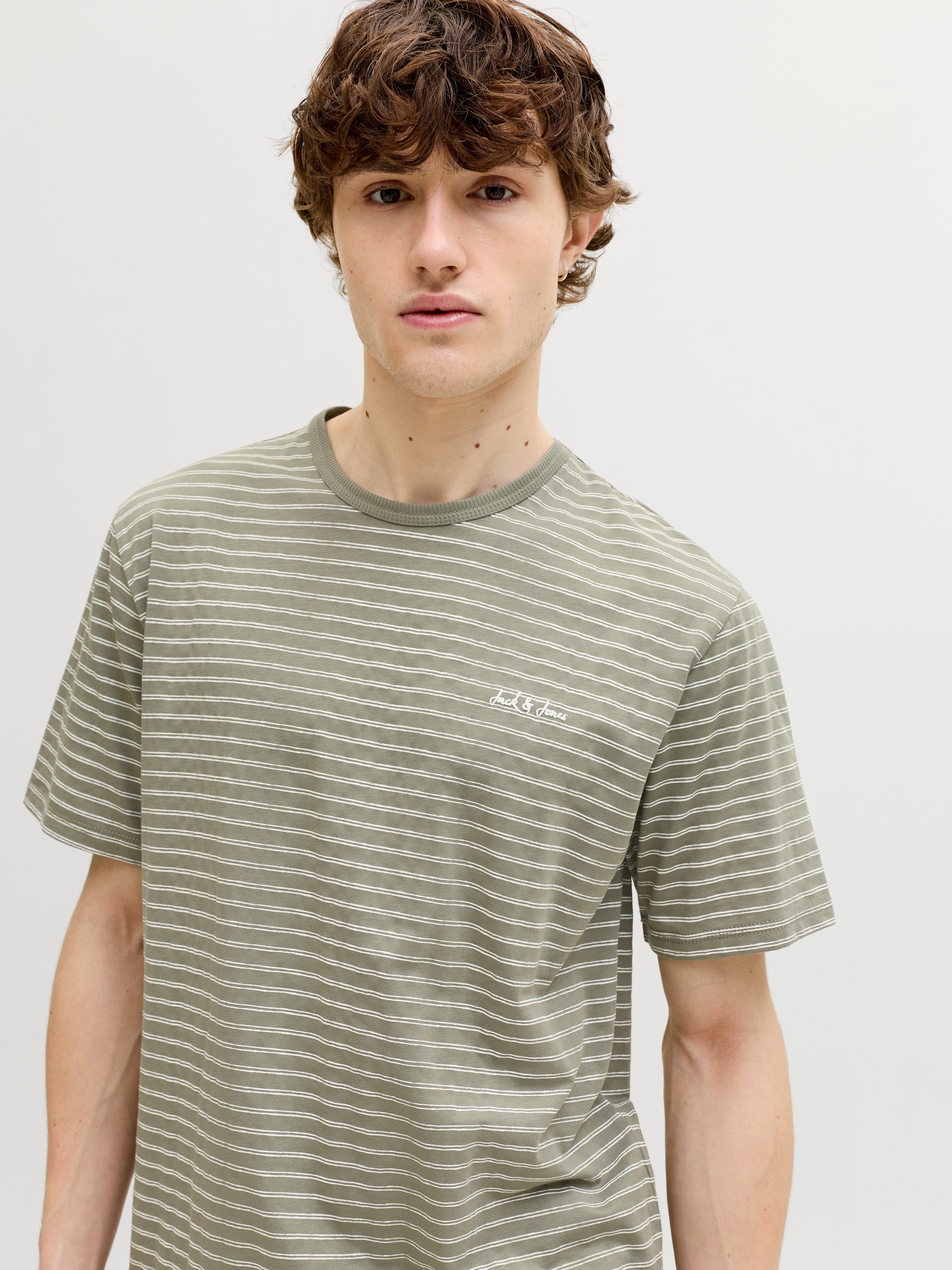 Jack & Jones Rundhalsshirt »JJDEVIN DAYTONA STRIPED TEE SS CREW NECK« Baumwollmischung, relaxed fit