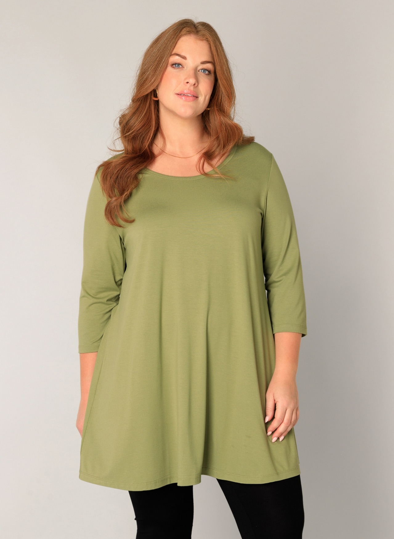 Base Level Curvy Tunikashirt "Aria" mit Rundhalsausschnitt günstig online kaufen