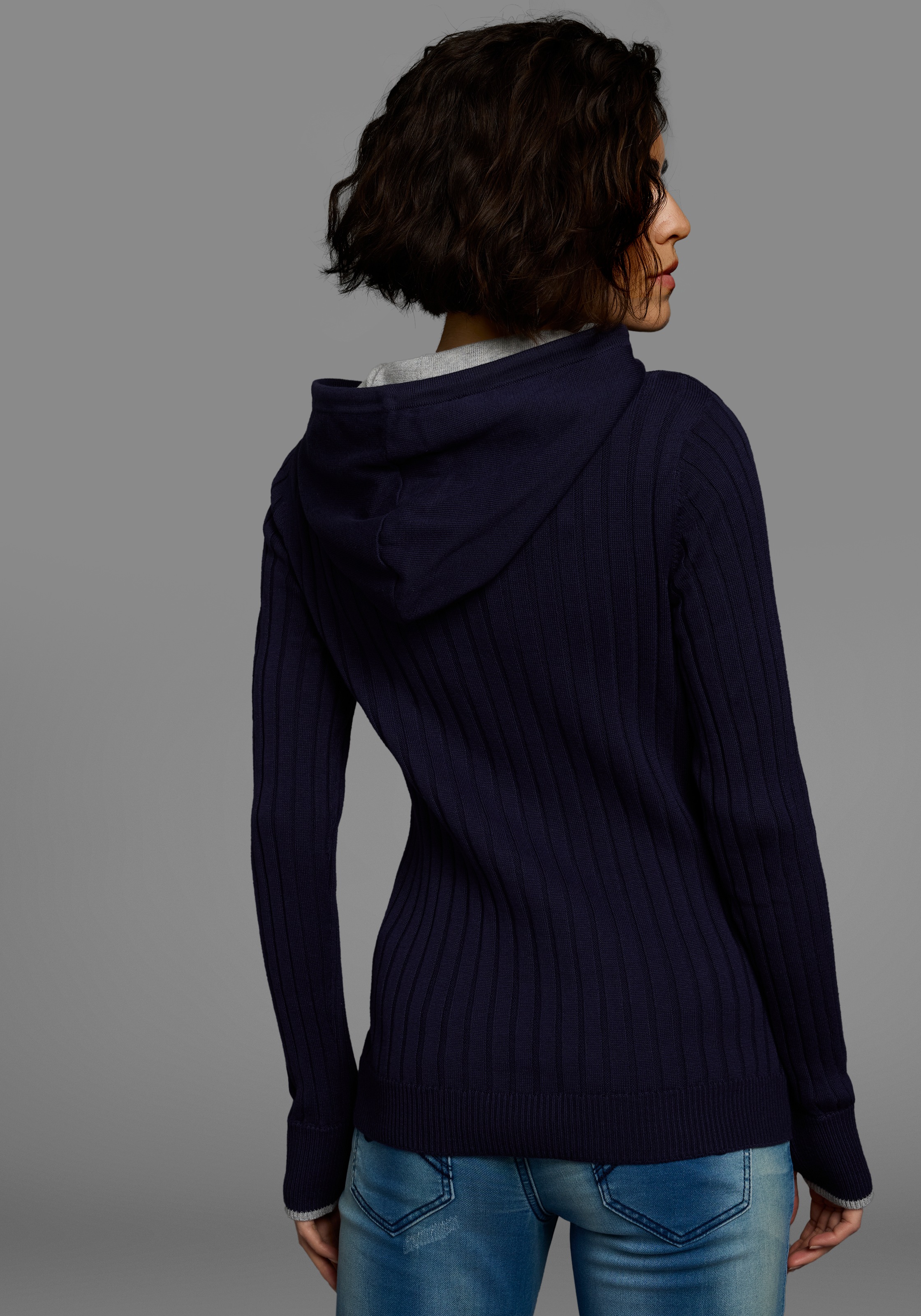 KangaROOS Strickpullover mit kontrastfarbener Kapuzeninnenseite und günstig online kaufen