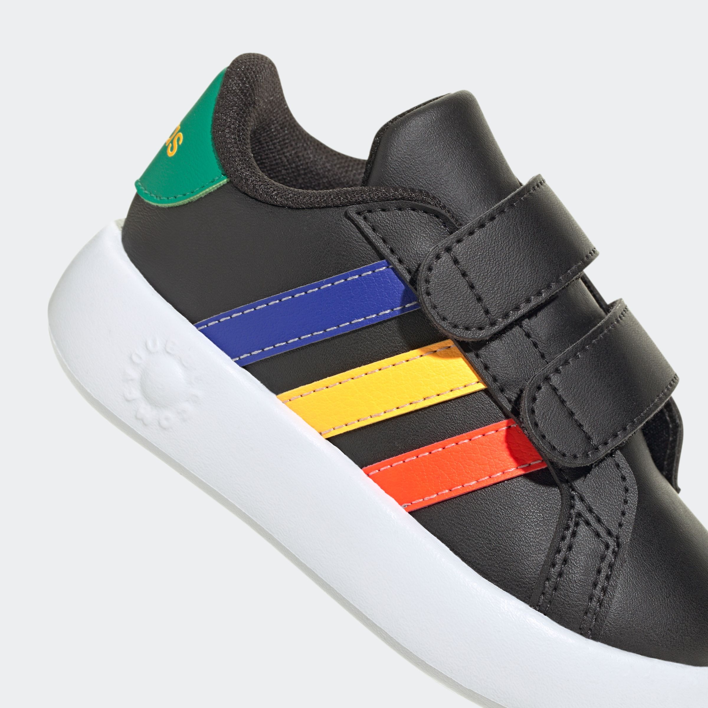 adidas Sportswear Klettschuh »GRAND COURT 2.0 KIDS«, Design auf den Spuren des adidas Superstar, für Kinder