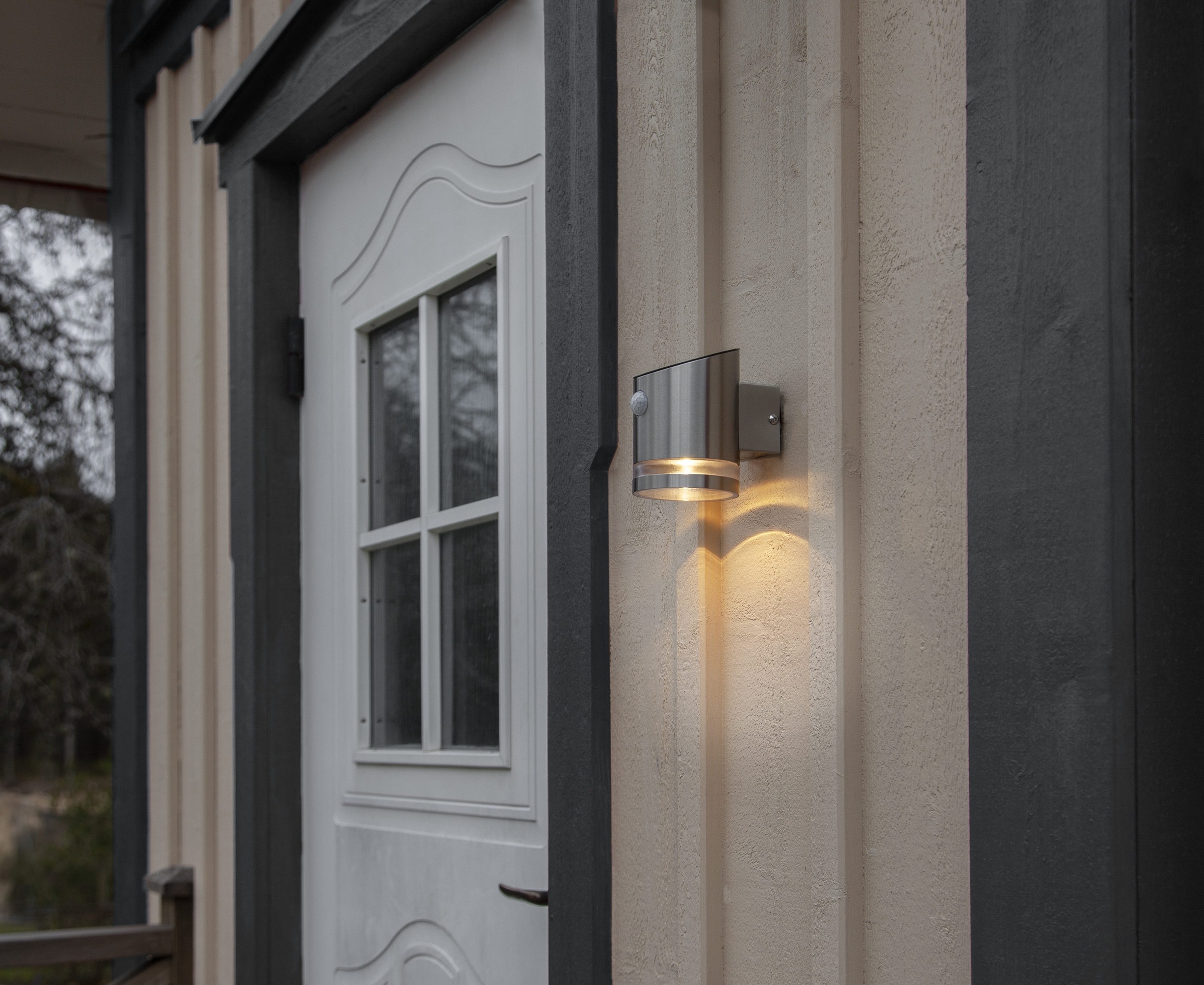 Parforce Traditional Hunting LED Solarleuchte »Solar-Wandleuchte Venicini« LED-Board 1 Stk. Warmweiß PIR- und Dämmerungssensor, 150 lm bei Bewegung, 14 lm Grundlicht