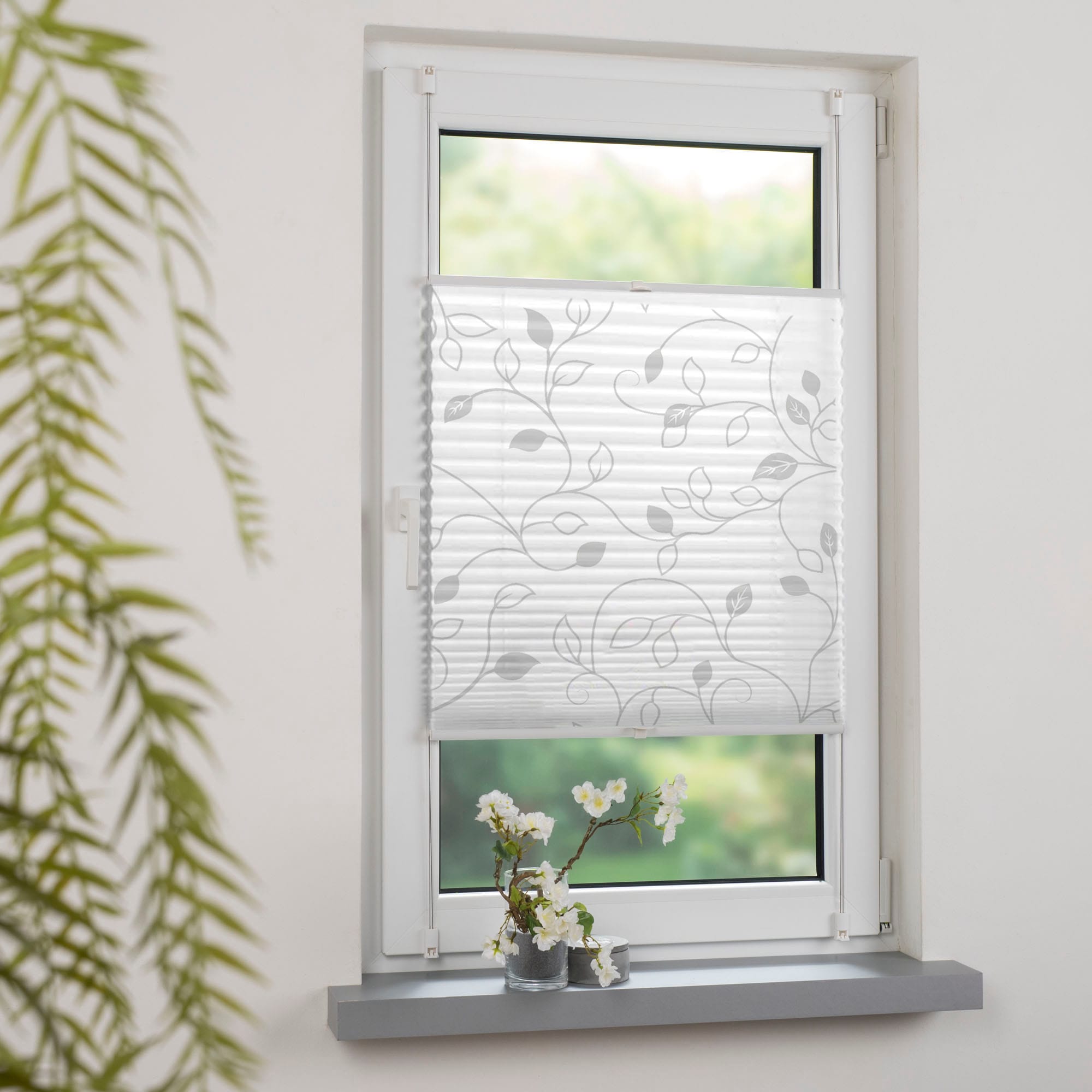 Plissee GARESA, B:120cm H:130cm, grau, Obermaterial: 100% Polyester, Plissees, "Ranke", einfache Montage, bedruckt, blickdicht