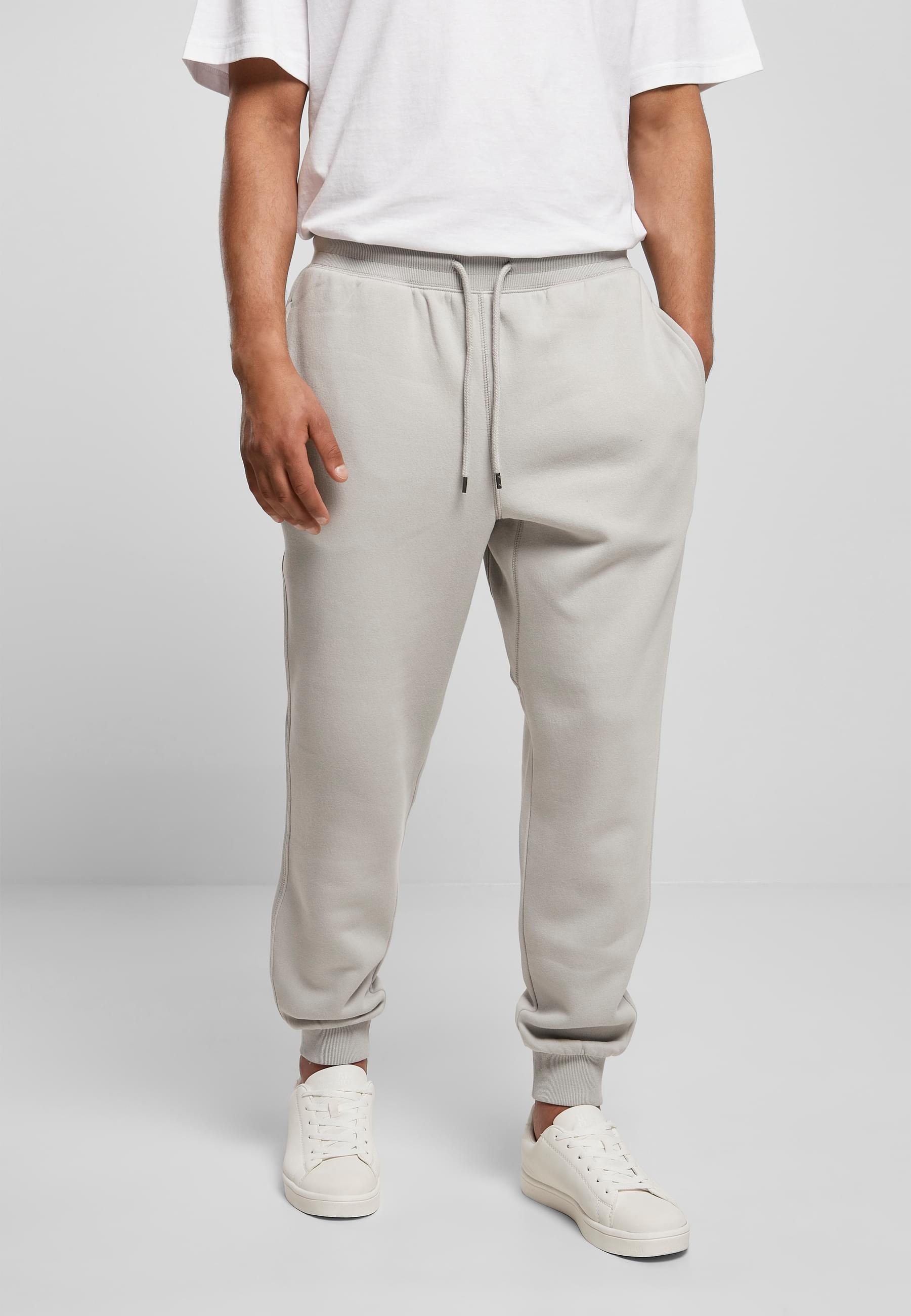 URBAN CLASSICS Stoffhose »Urban Classics Herren Basic Sweatpants«, (1 tlg.)