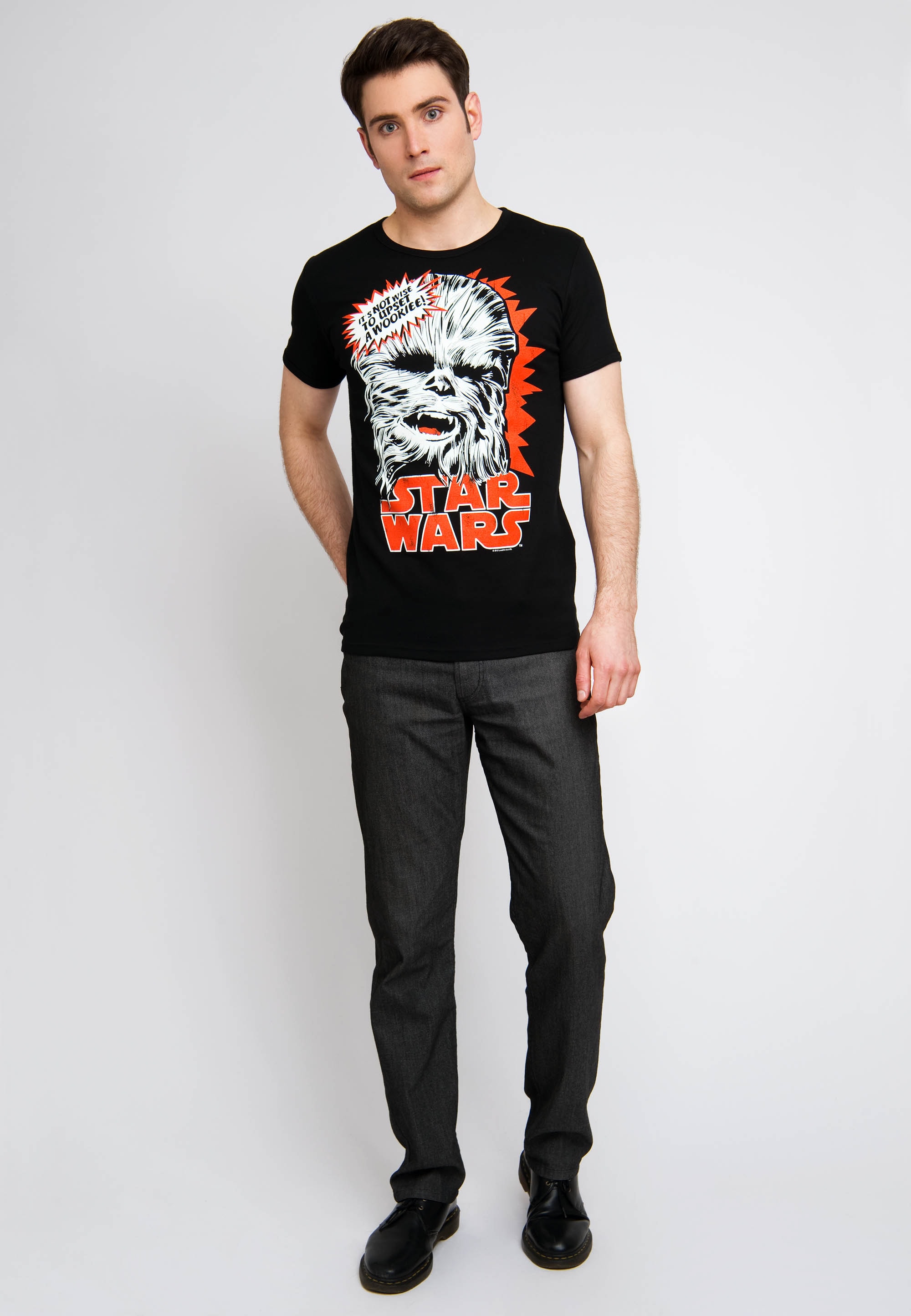 LOGOSHIRT T-Shirt »Chewbacca«, mit coolem Wookie-Print
