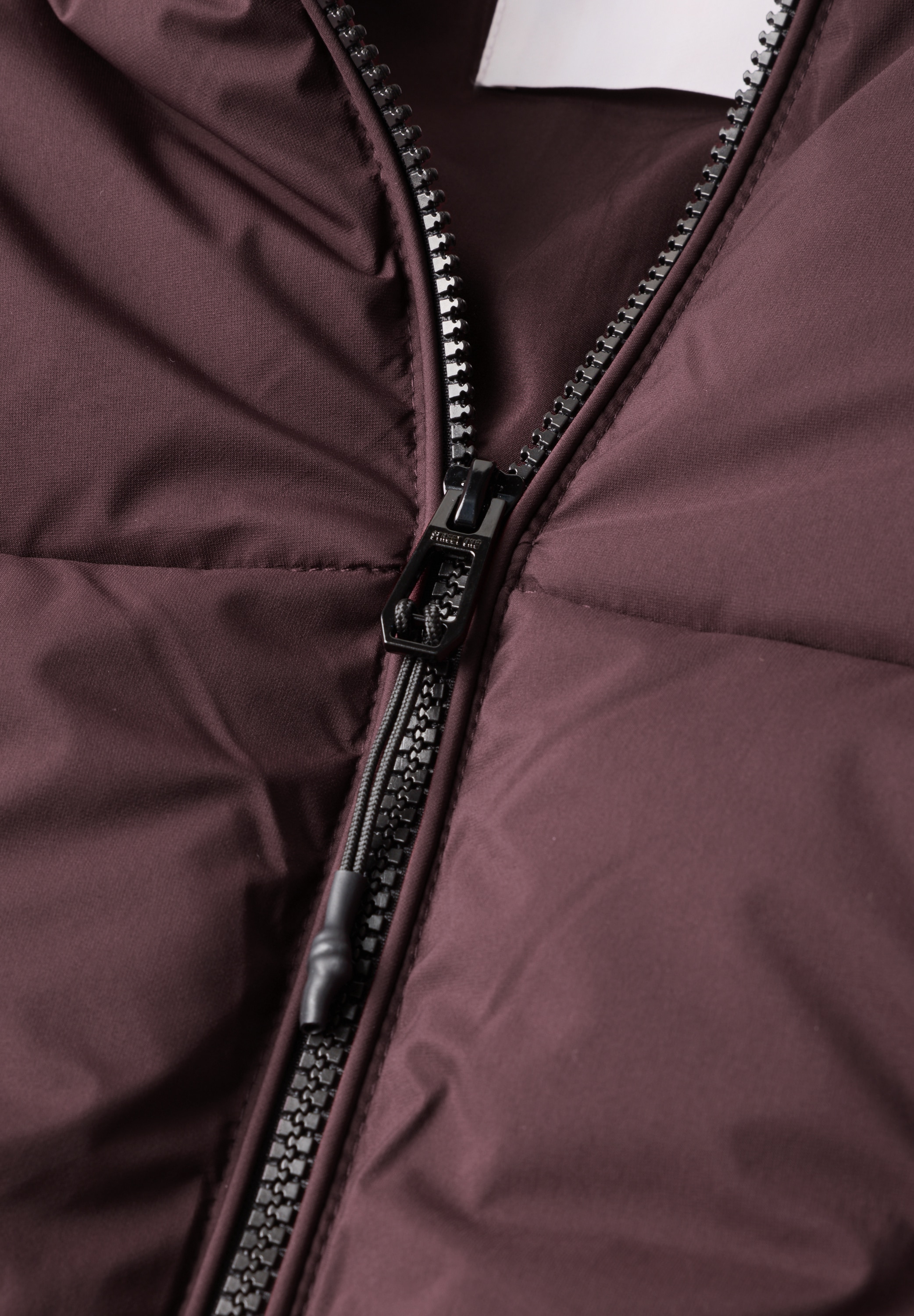 STREET ONE STUDIO Steppjacke mit Kapuze mit moderner Steppung