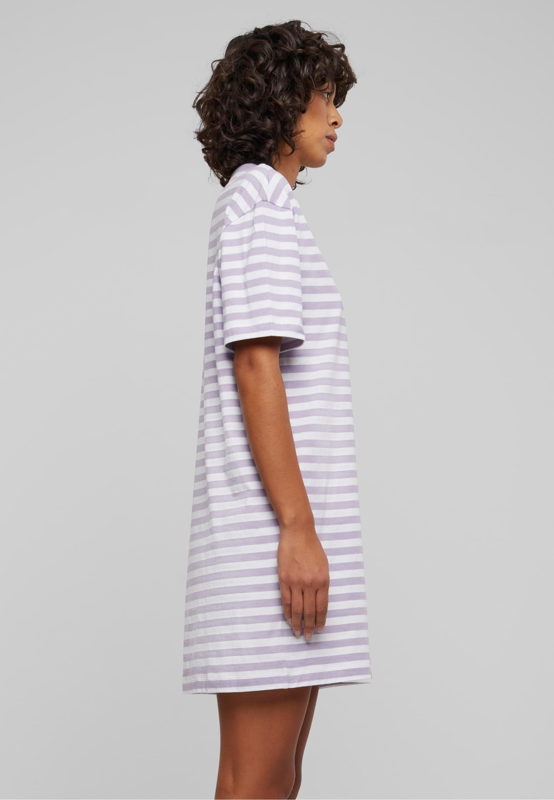 URBAN CLASSICS Shirtkleid »Urban Classics Damen Ladies Oversized Striped Tee Dress«, (1 tlg.)