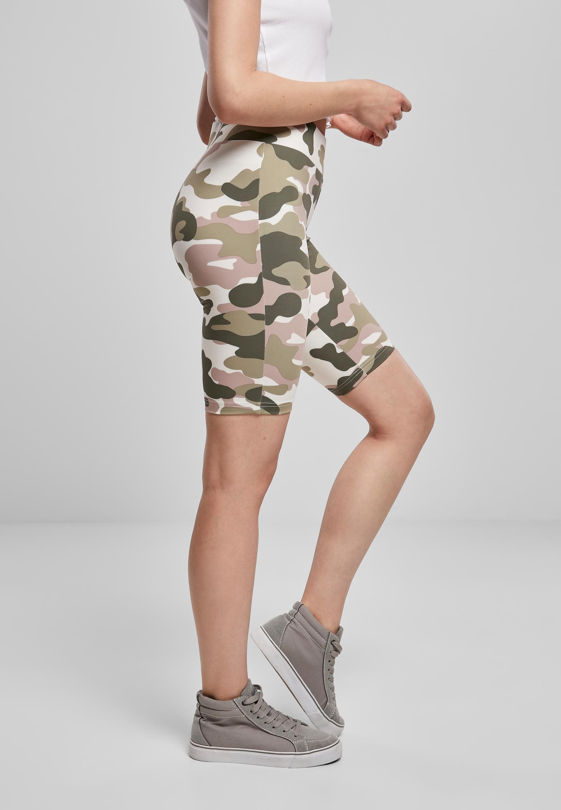 URBAN CLASSICS Stoffhose »Urban Classics Damen Ladies High Waist Camo Tech Cycle Shorts«, (1 tlg.)