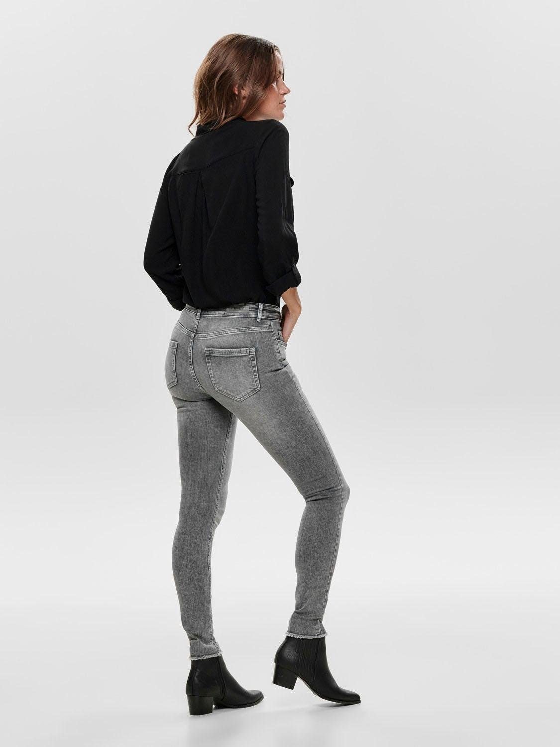 Skinny-fit-Jeans Saum mit BAUR | Only »BLUSH« ausgefranstem