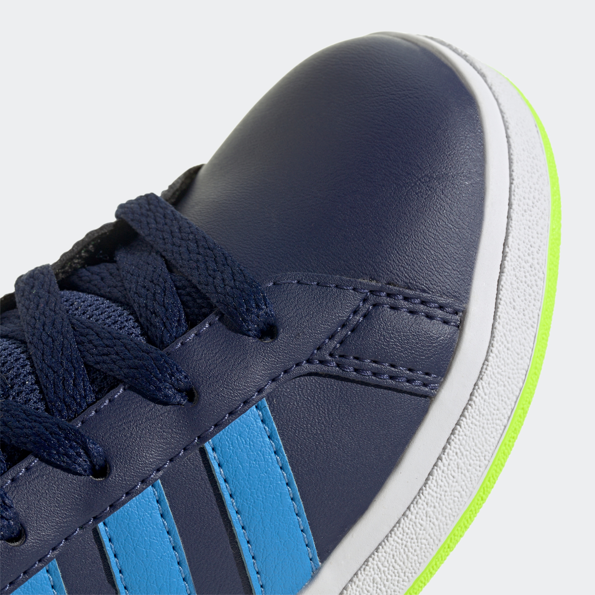 adidas Sportswear Sneaker »GRAND COURT LIFESTYLE TENNIS LACE-UP«, Design auf den Spuren des adidas Superstar