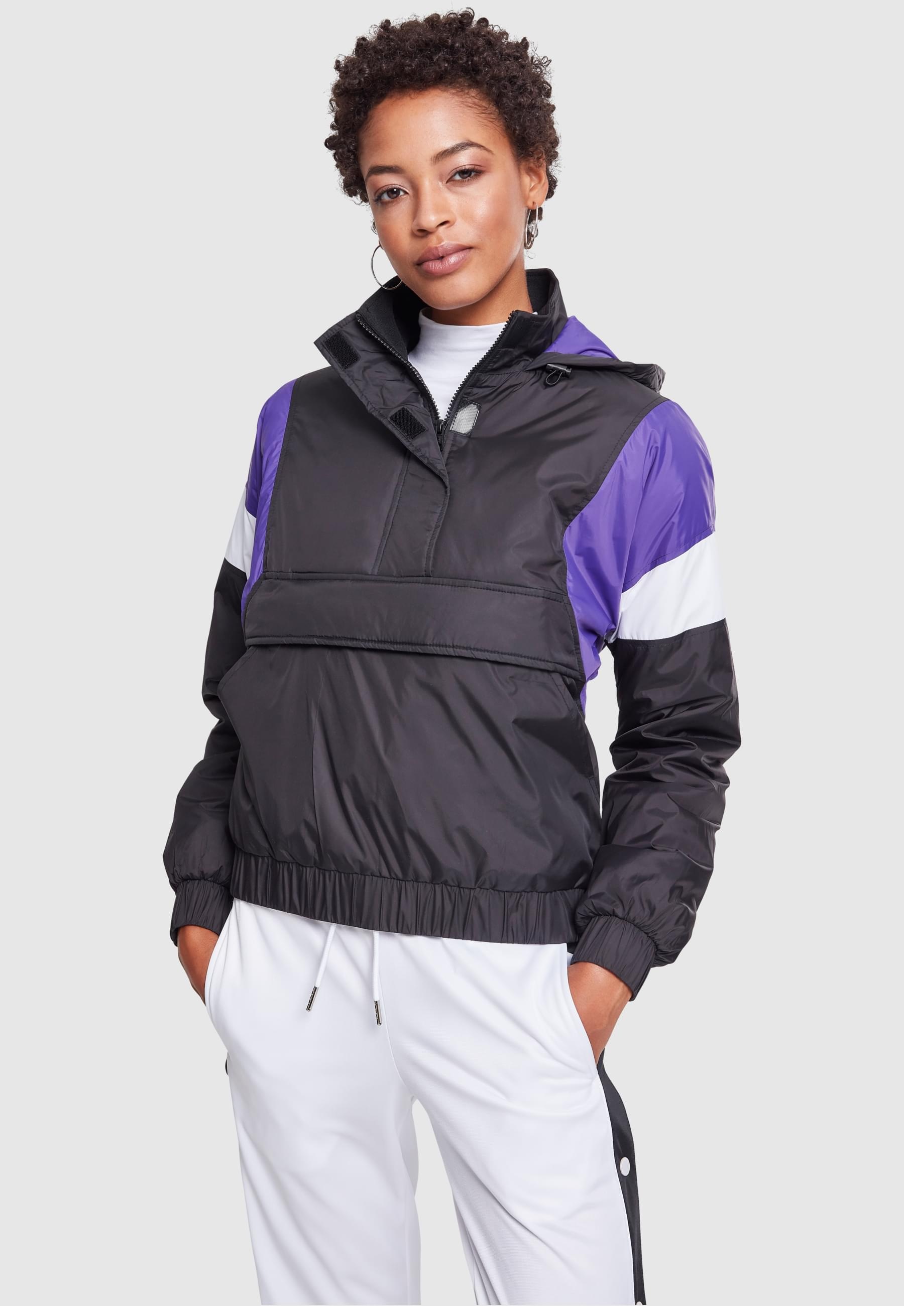 URBAN CLASSICS Allwetterjacke »Urban Classics Damen Ladies 3-Tone Padded Pull Over Jacket«, (1 St.), mit Kapuze