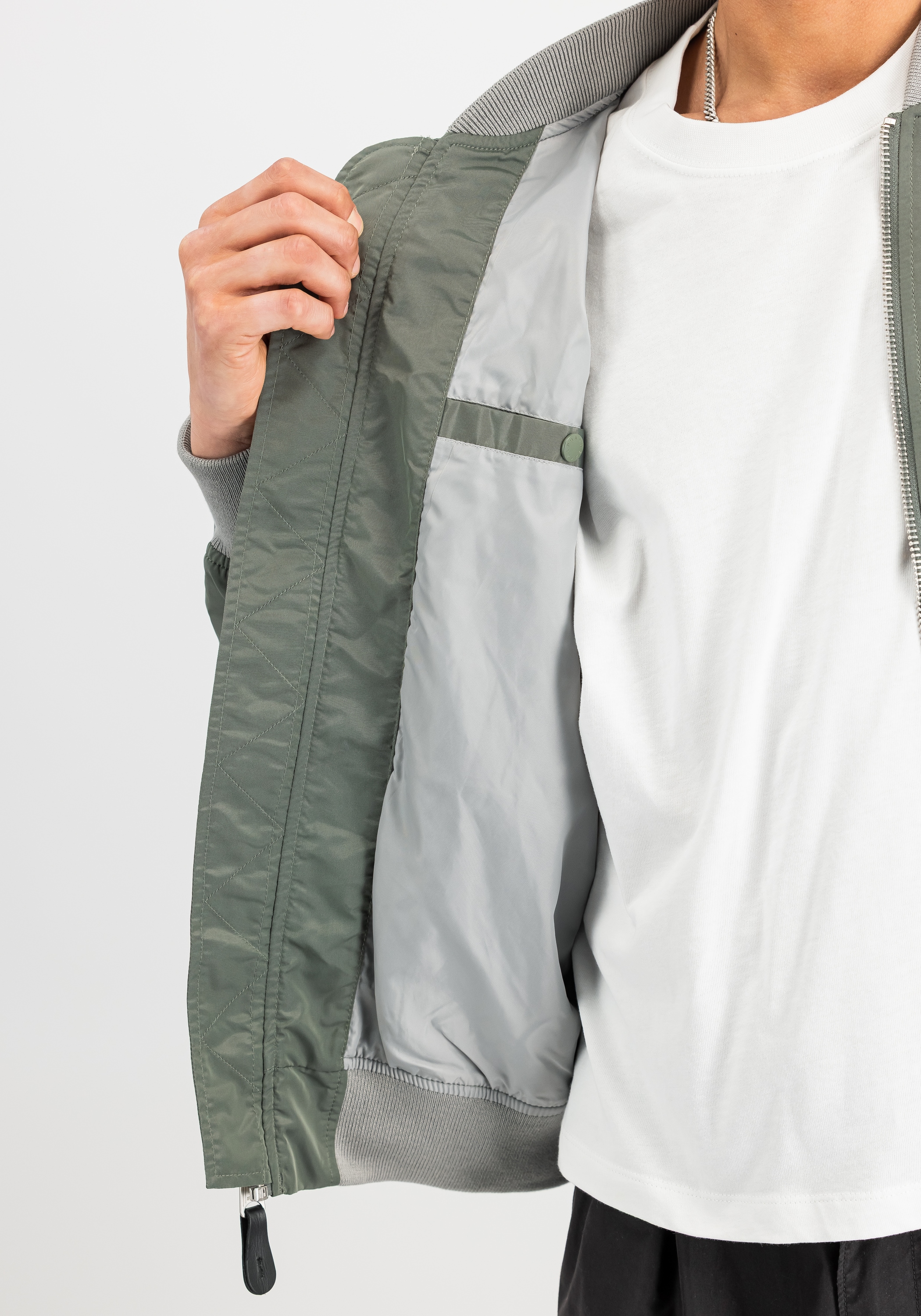 Alpha Industries Bomberjacke »MA-1 TTC Light Bomberjacke«