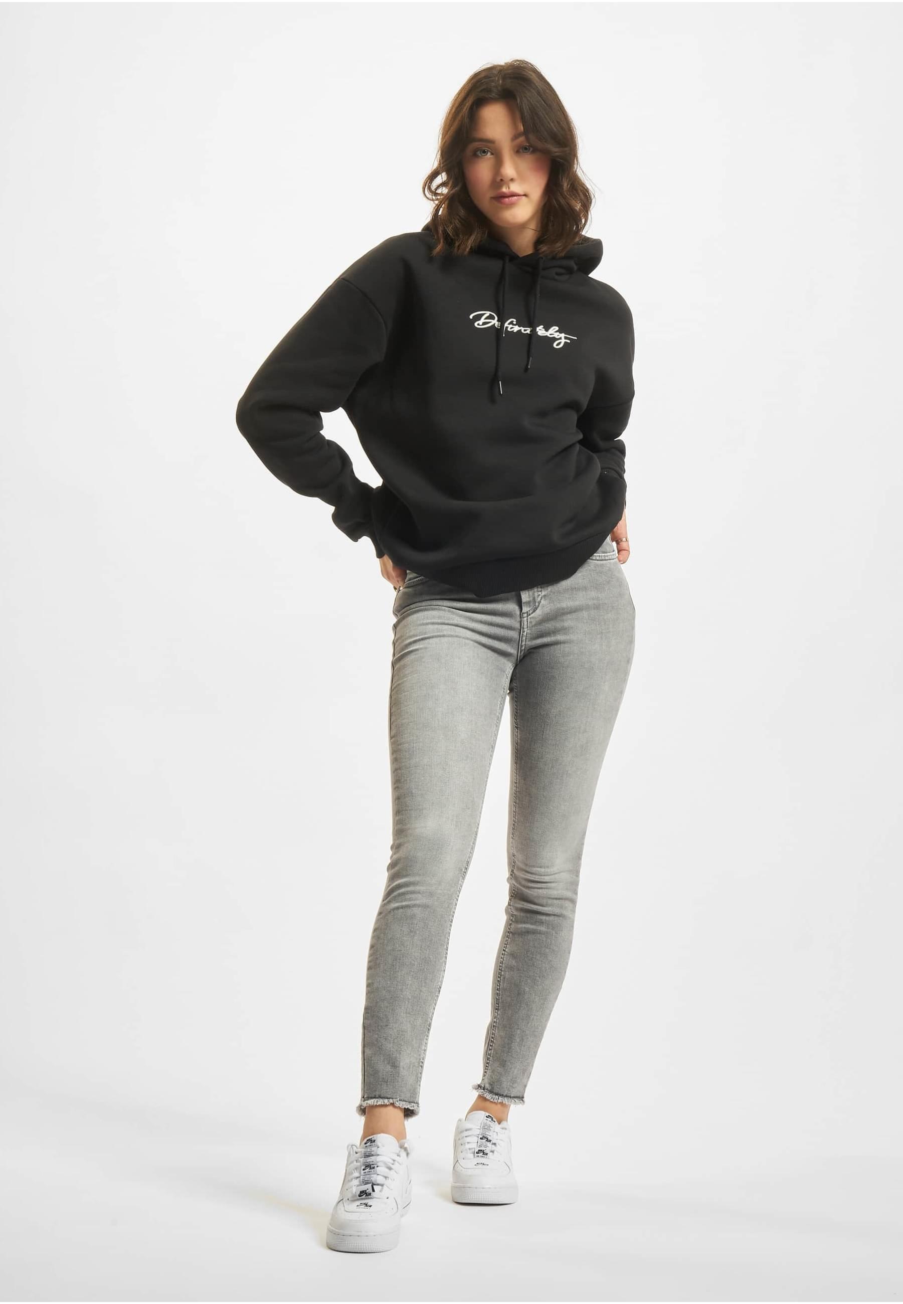 DEF Kapuzensweatshirt »DEF Unisex DEF Definitely Embroidery Hoody«, (1 tlg.)