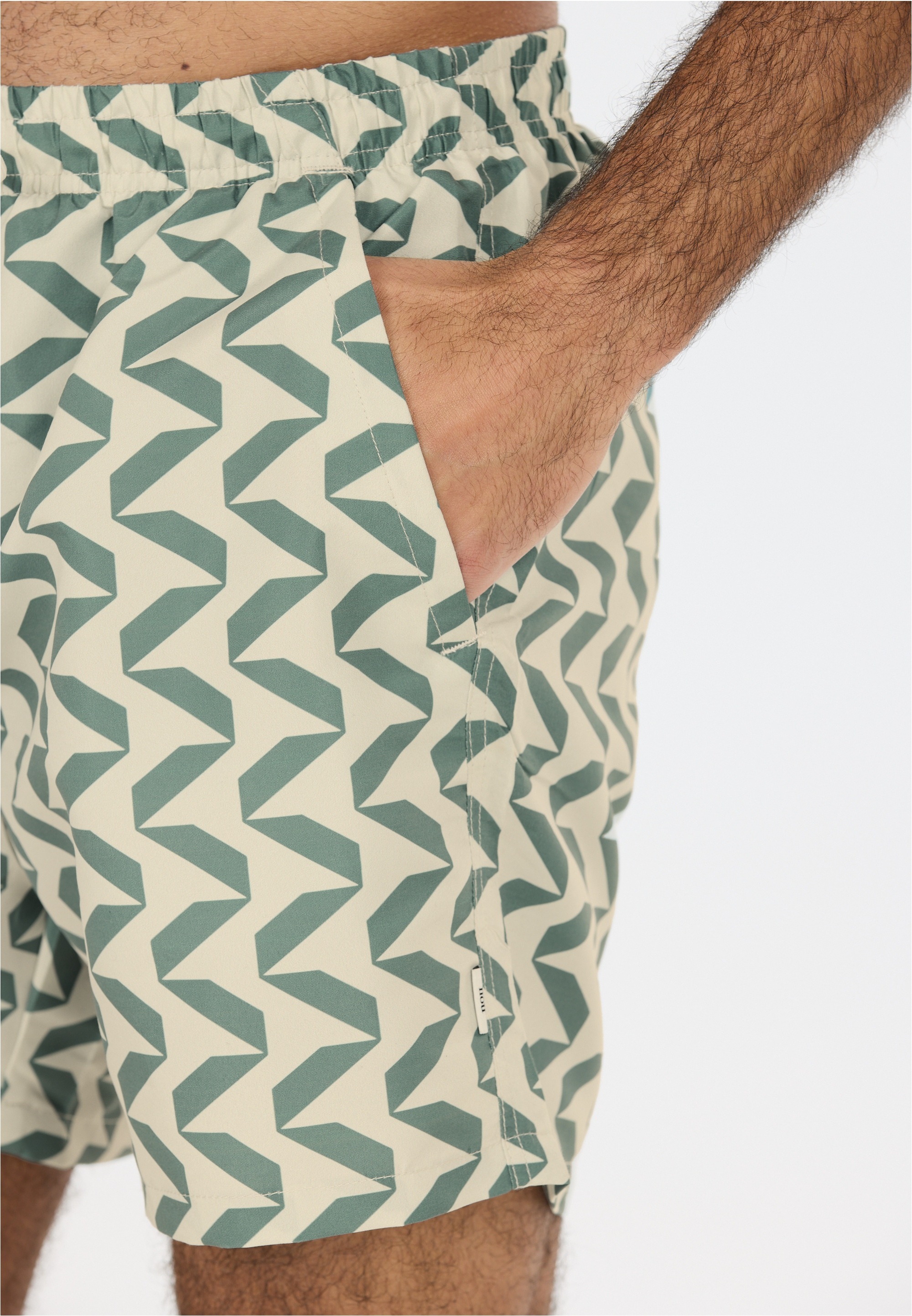nou Badeshorts »Marcial« 1 Stk. mit Quick Dry-Funktion