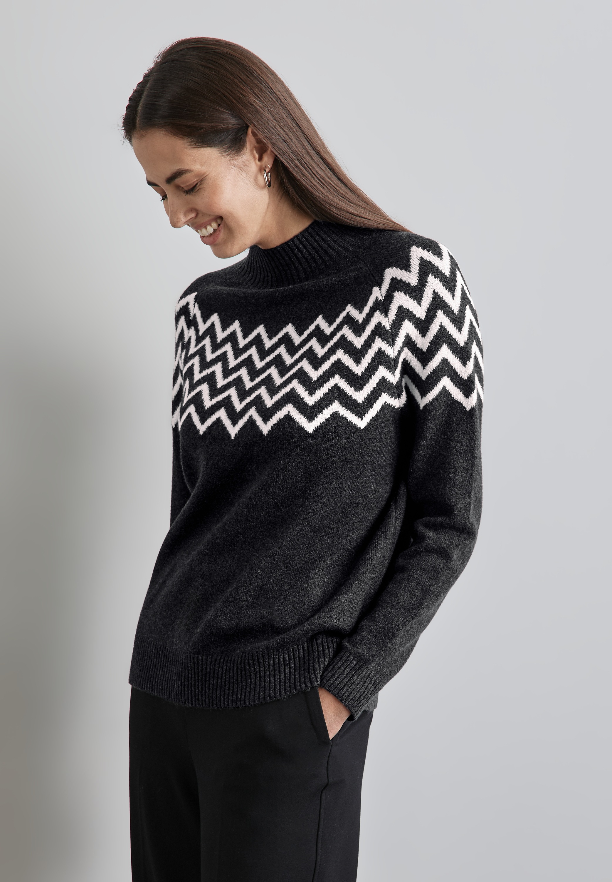STREET ONE Strickpullover mit grafischem Muster