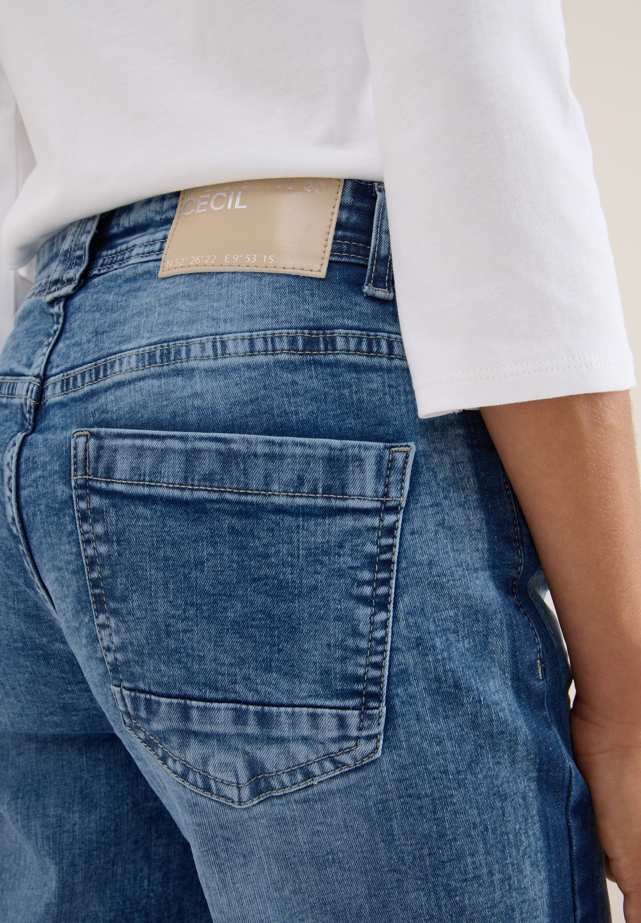 Thumbnail - Cecil Straight-Jeans "Style NEELE" mit Gallonstreifen