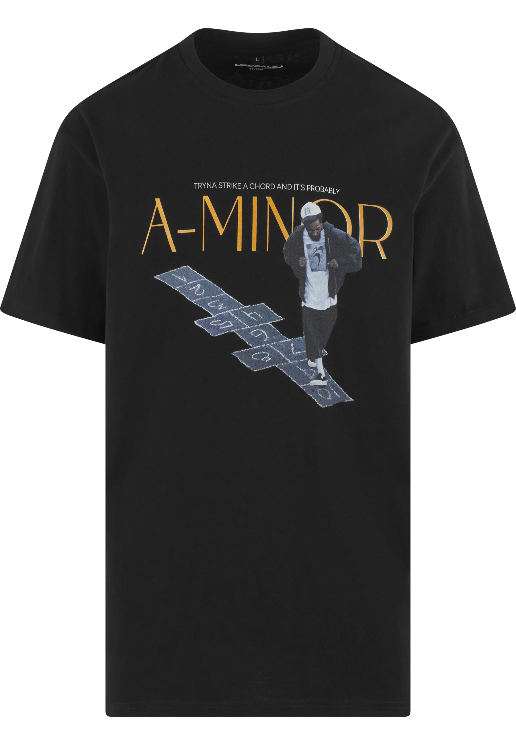 Upscale by Mister Tee T-Shirt "Upscale by Mister Tee A-Minor Oversize Tee" 1 Stk.