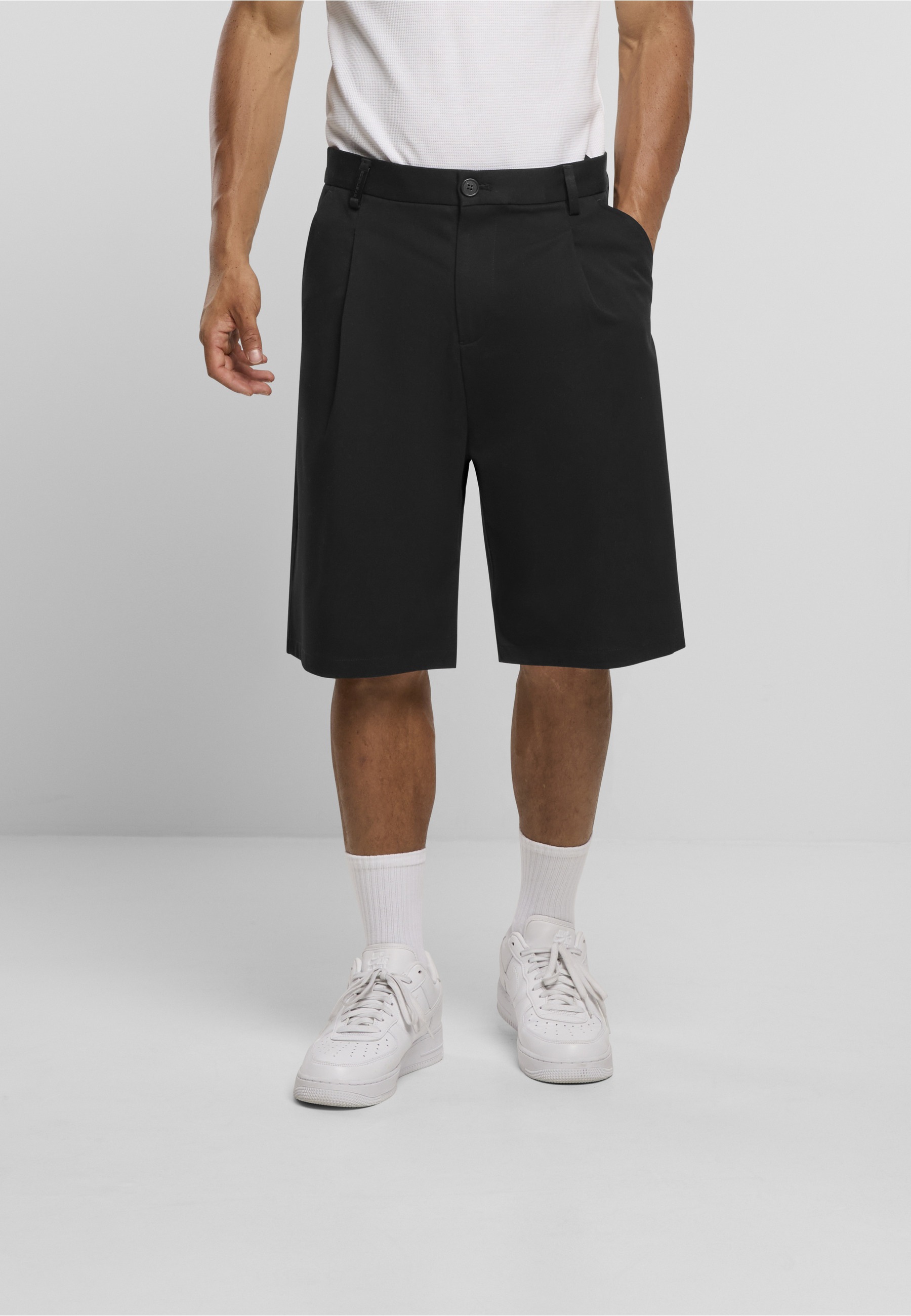 Thumbnail - 2Y Studios Chinoshorts "2Y Studios Renzo Loose Smart Shorts"