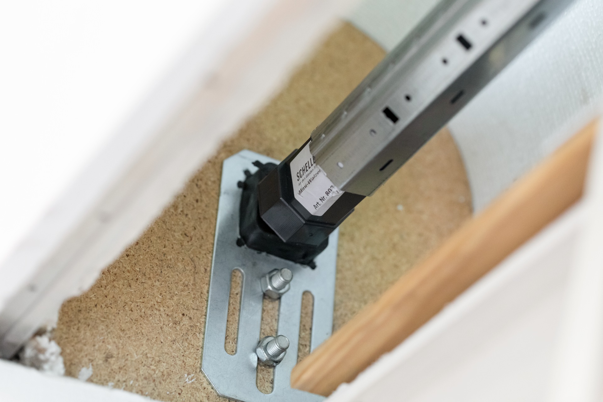 SCHELLENBERG Achtkantwelle »zum Aufwickeln eines Rollladens, Durchmesser 40 mm oder 60 mm«, Rollladenwelle für Mini-, und Maxisysteme, individuell kürzbar