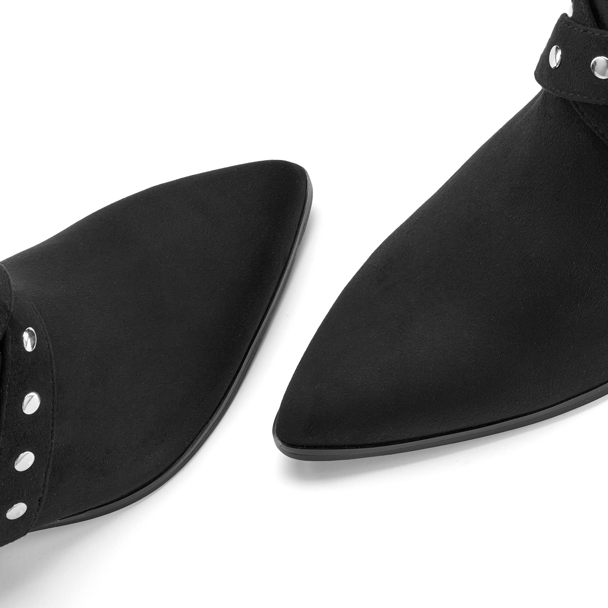 LASCANA Stiefelette »Stiefelette, Boot, Riemchenstiefelette«  Velours-Textil mit Nieten-Riemen, Cut-Outs und Blockabsatz