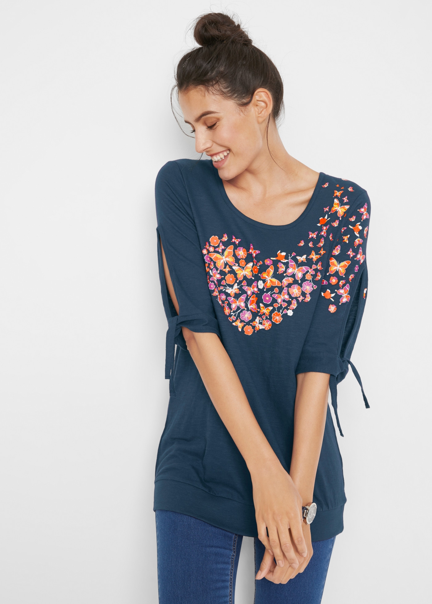 bonprix T-Shirt bequeme Passform, Halbarm-Design, aus Baumwolle, ohne Kragen