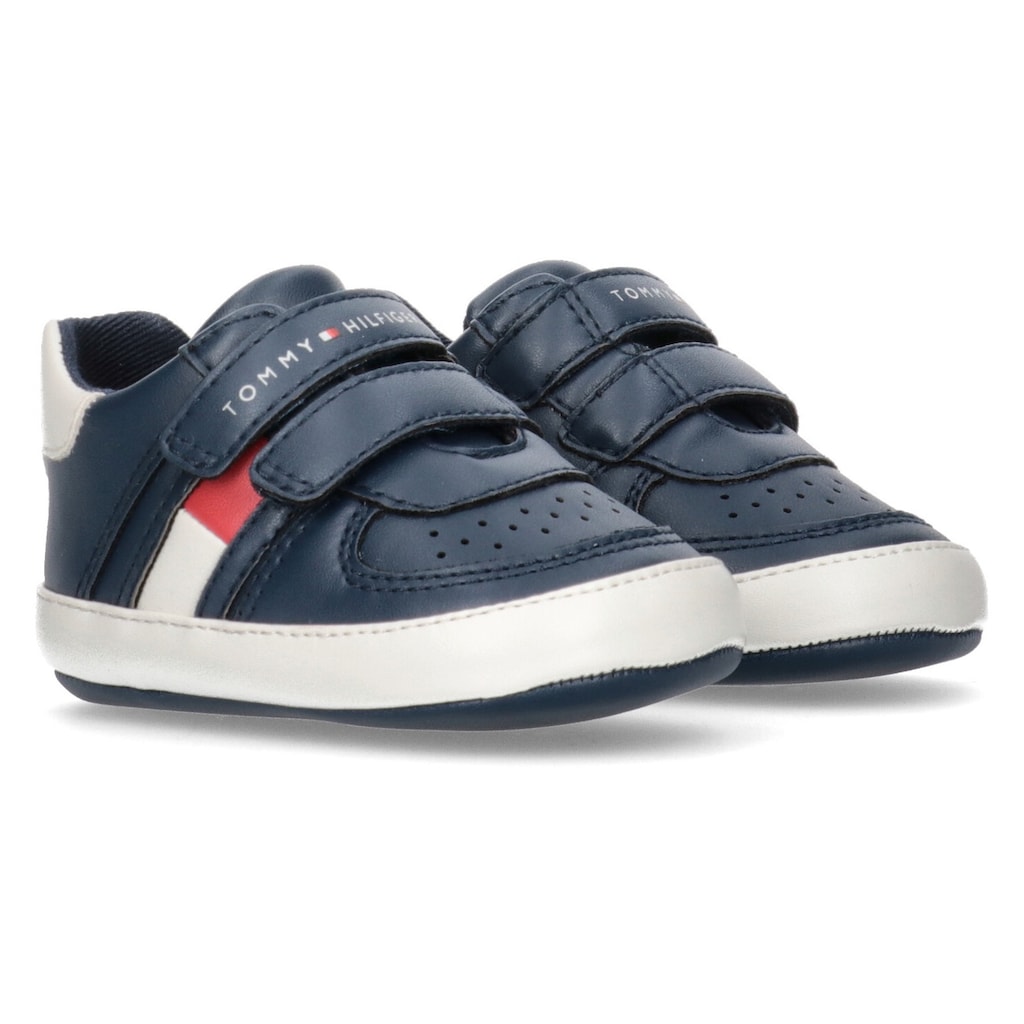 Tommy Hilfiger Sneaker »FLAG LOW CUT VELCRO SHOE OFF«, mit Logoschriftzug, Freizeitschuh, Halbschuh, Schnürschuh