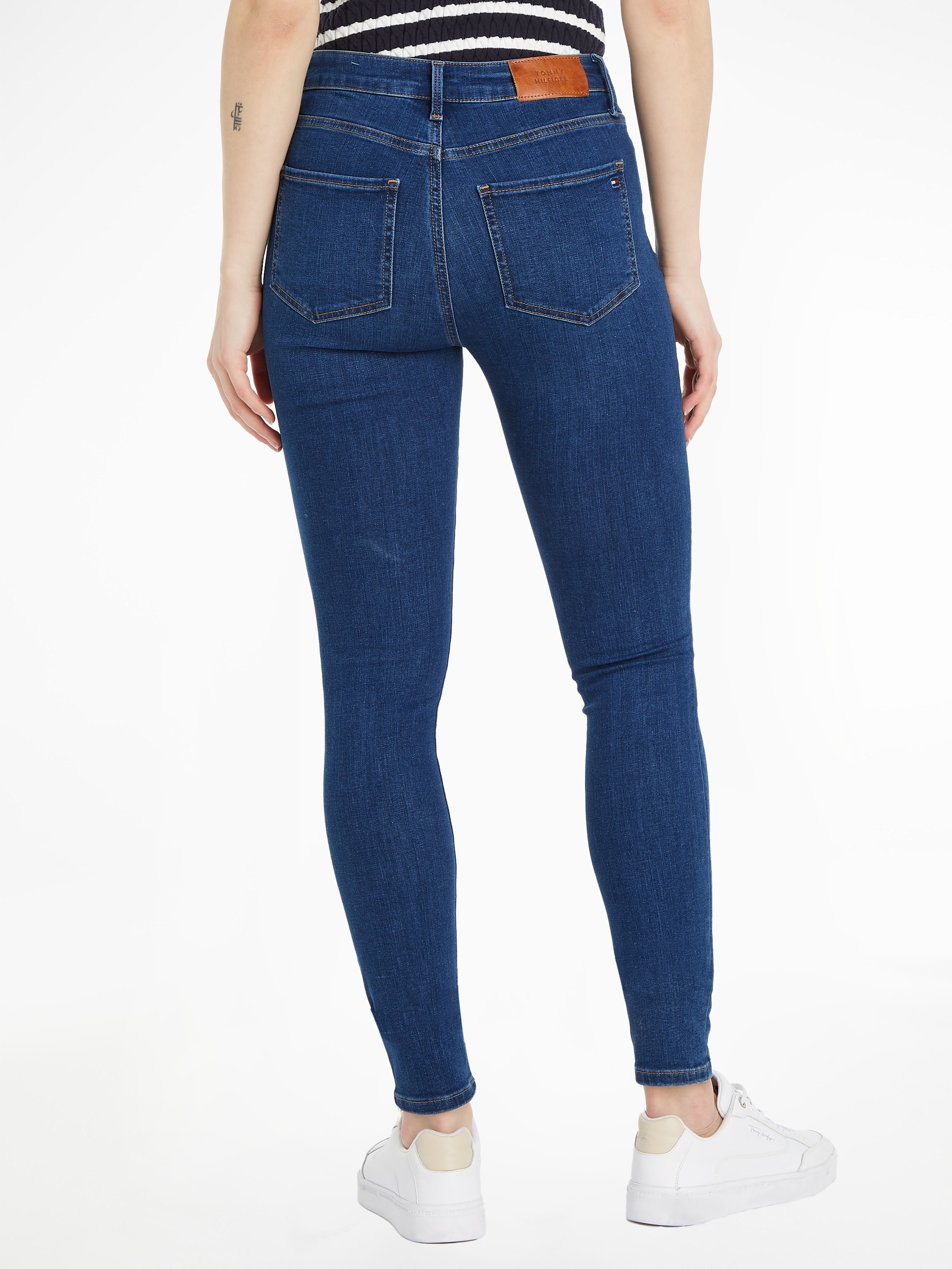 Tommy Hilfiger Skinny-fit-Jeans »TH FLEX HARLEM U SKINNY HW KAI«, in blauer Waschung