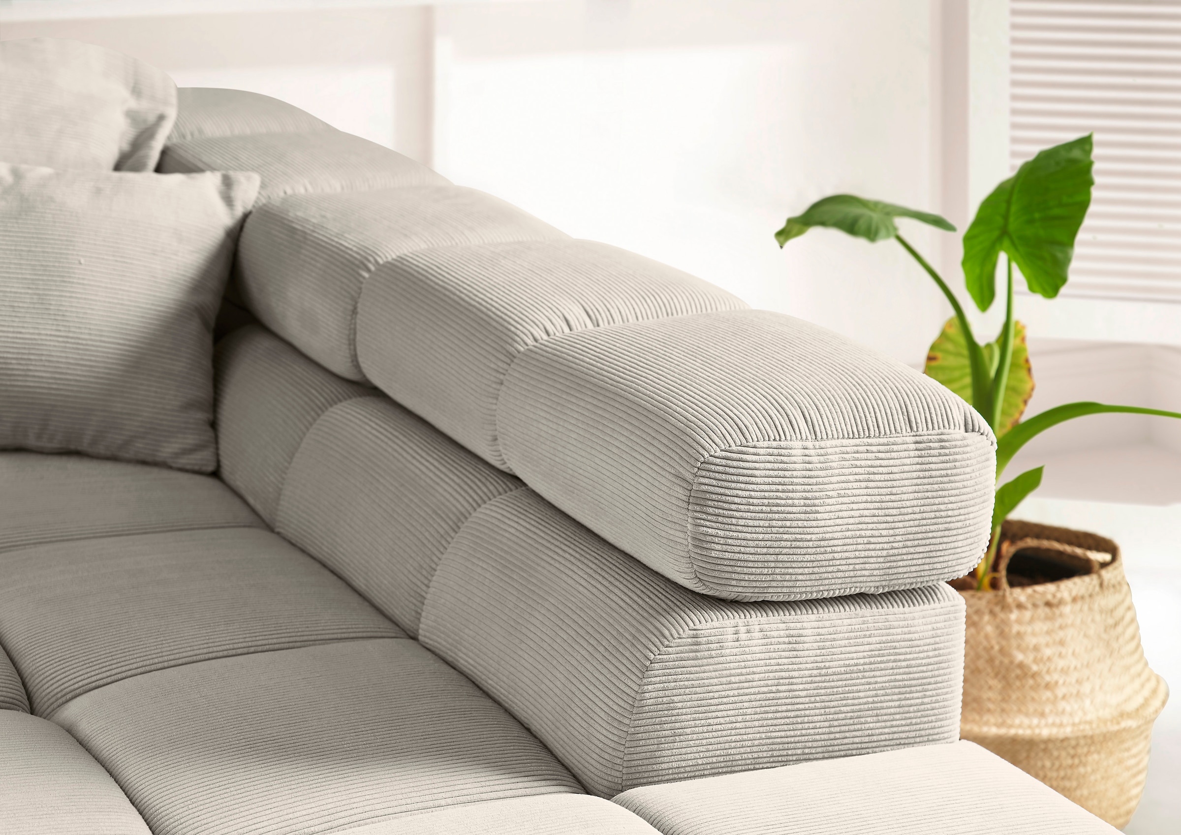 INOSIGN Ecksofa »Ancona incl. Kopfteilverstellung, OTTOs Choice, Breite 319cm, L-Form«, wahlweise motorische Sitztiefenverstellung, auch in Cord + Easy Care