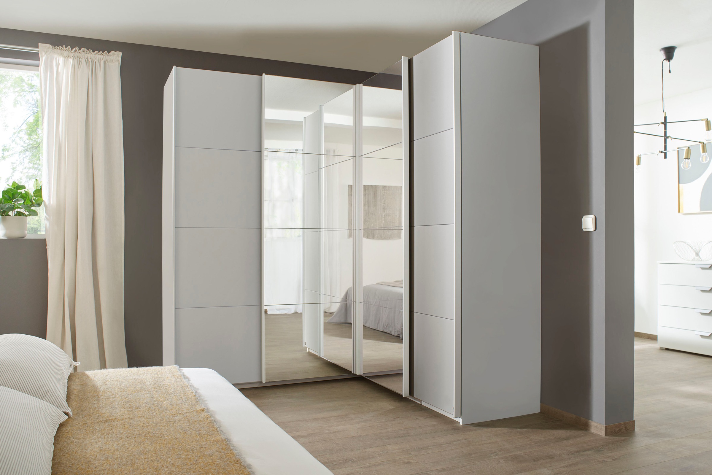 rauch "Schrank Garderobe Eckkleiderschrank QUADRA Front in Dekor/Hochglanz" in den Höhen 210/229 cm, inkl. Soft-Close-Funktion, großer Eckschrank mit viel Stauraum, Maß 181x187 cm MADE IN GERMANY