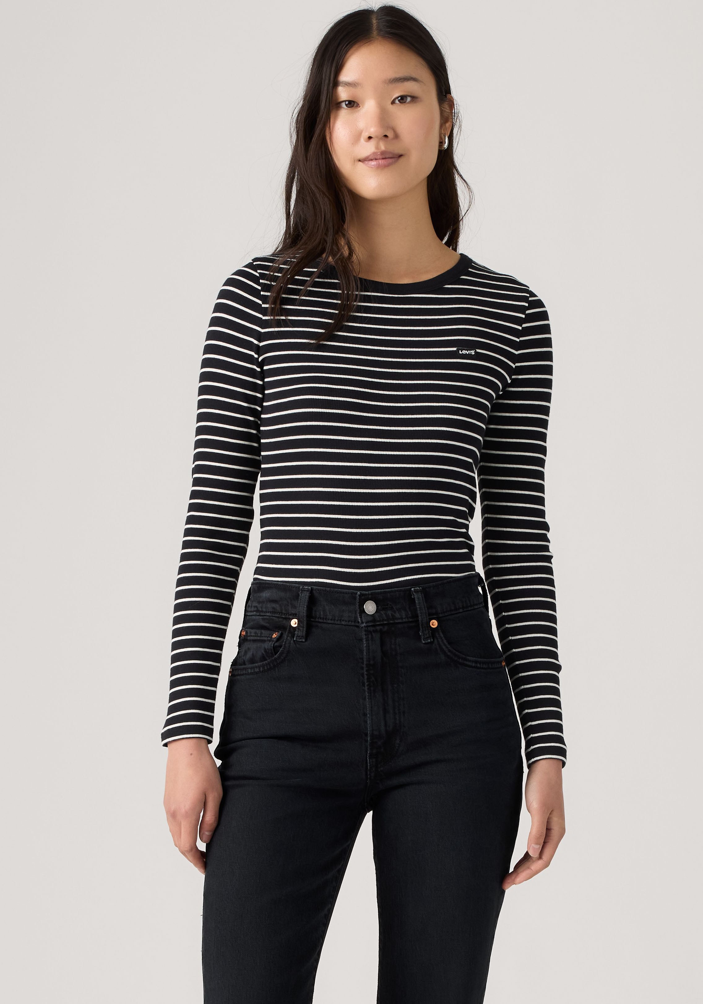Levis Langarmshirt "HAYES LS TEE" in Ripp-Optik