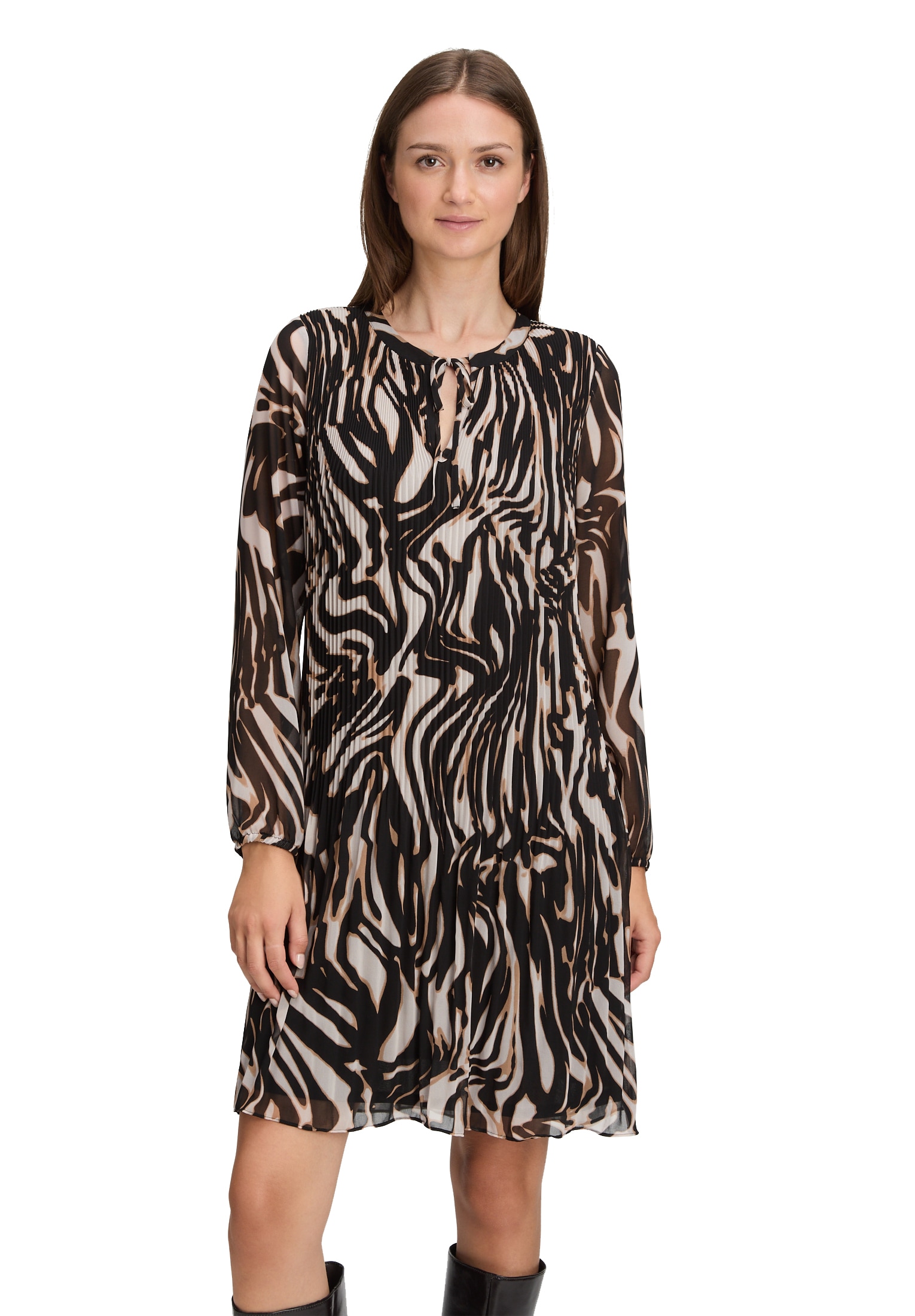 Betty&Co Plisseekleid "Damen langarm" Ohne Tasche günstig online kaufen