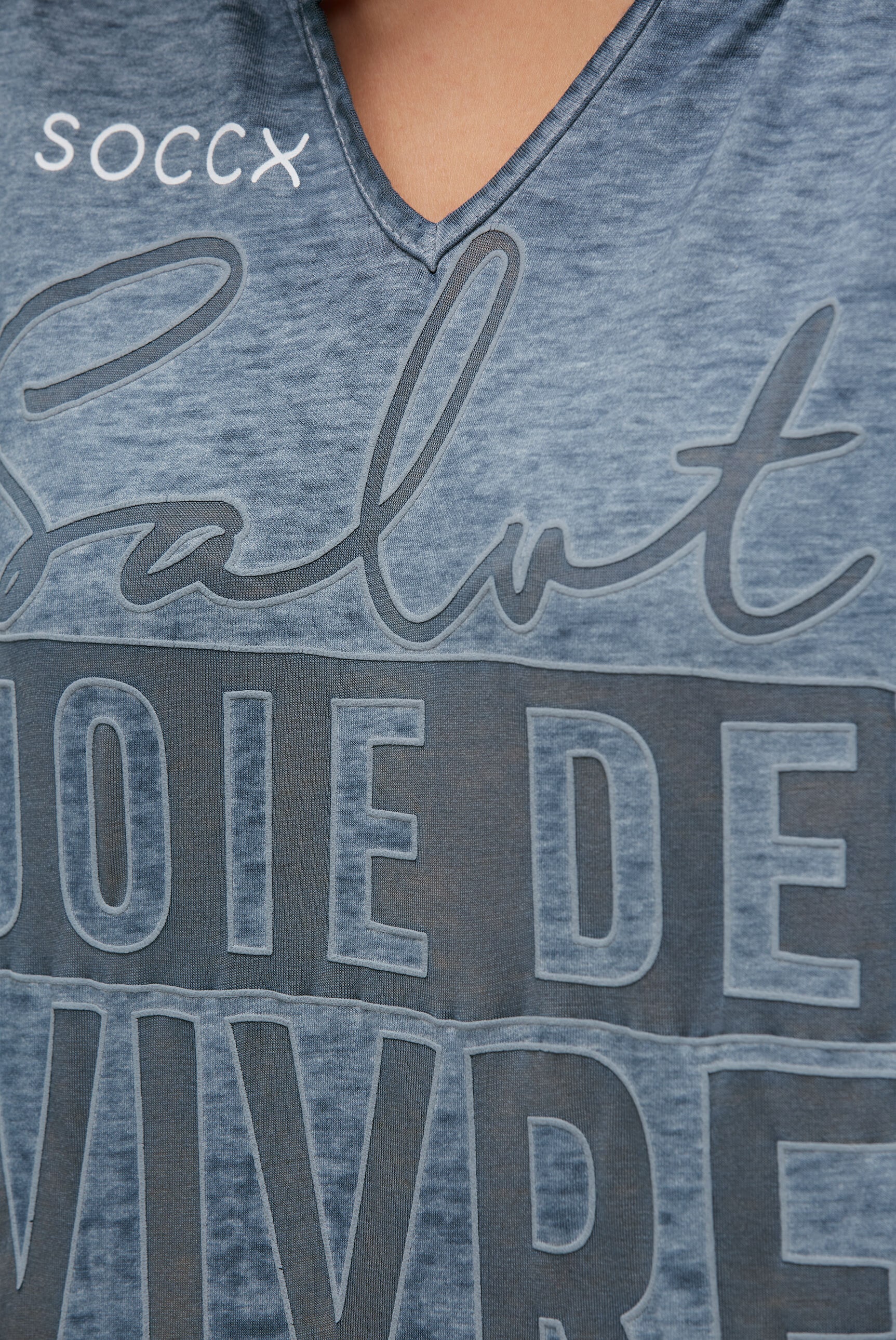 SOCCX Kapuzenshirt mit überschnittener Schulter