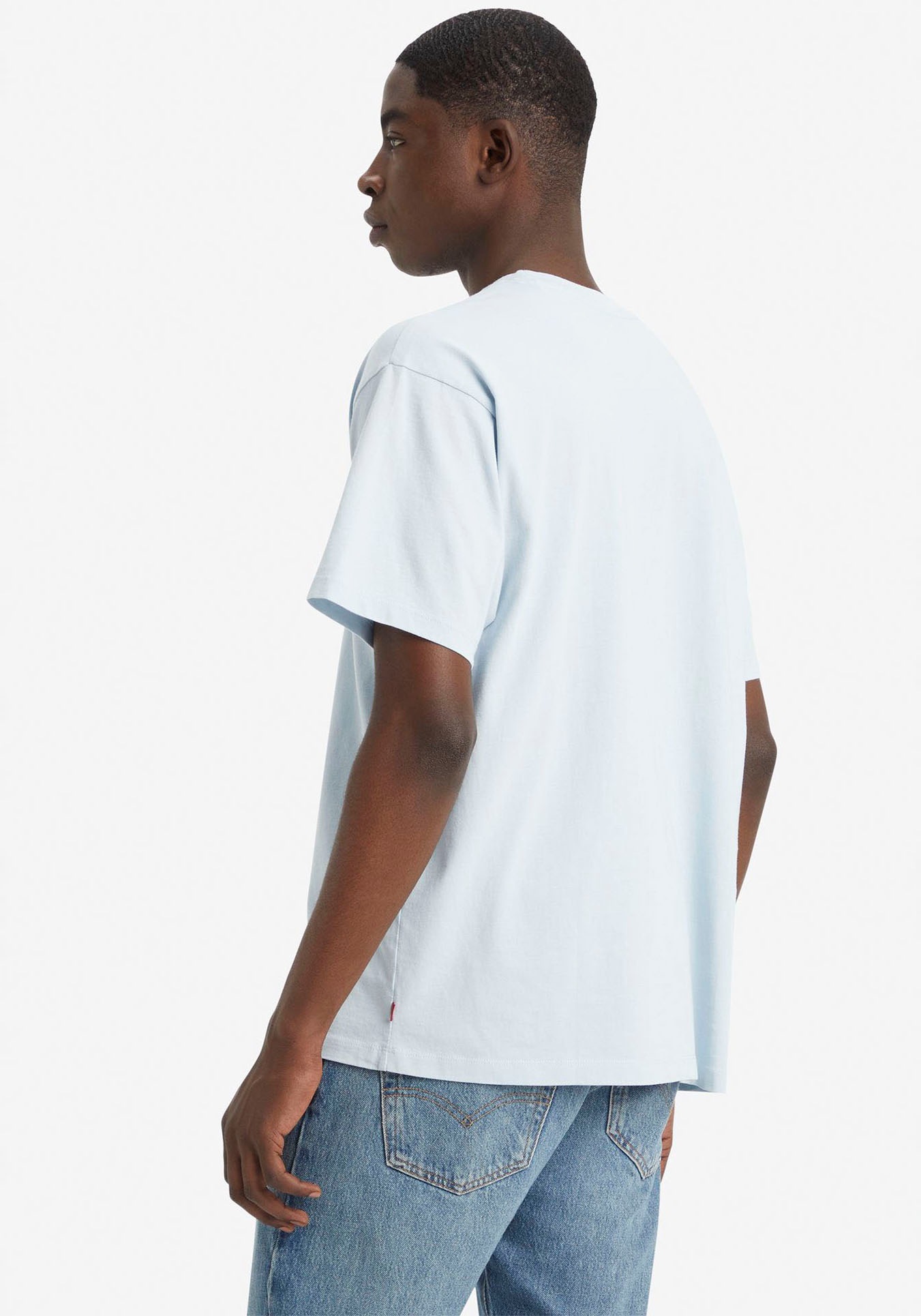 Thumbnail - Levis T-Shirt "SEVINTAGE" mit Logo-Aufnäher auf der Brust