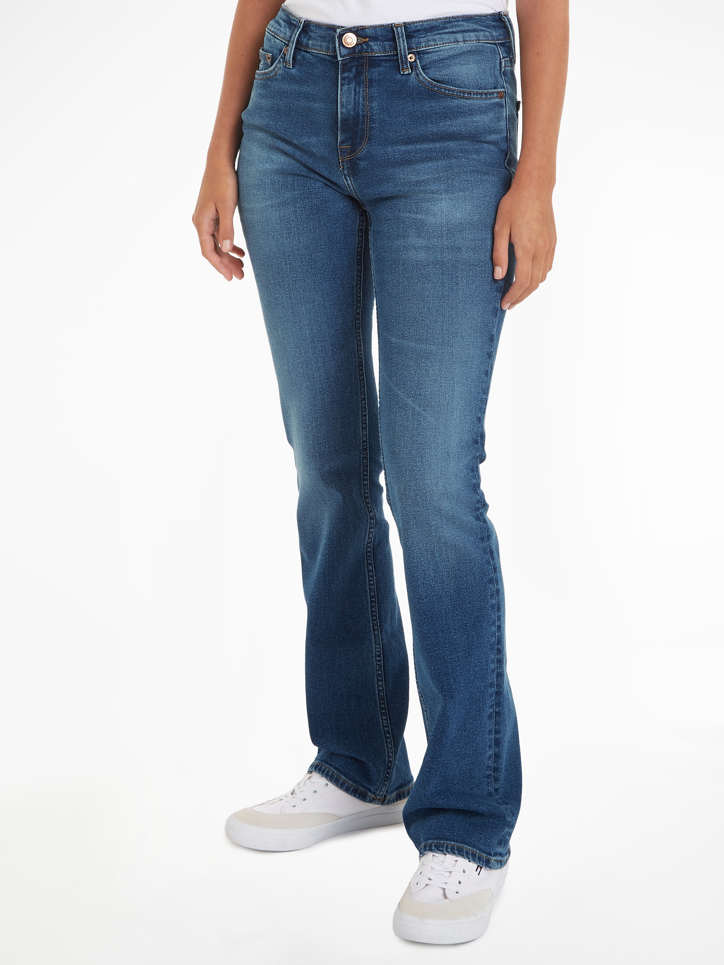 Tommy Jeans Bootcut-Jeans "Maddie", mit Tommy Jeans Markenlabel & Badge