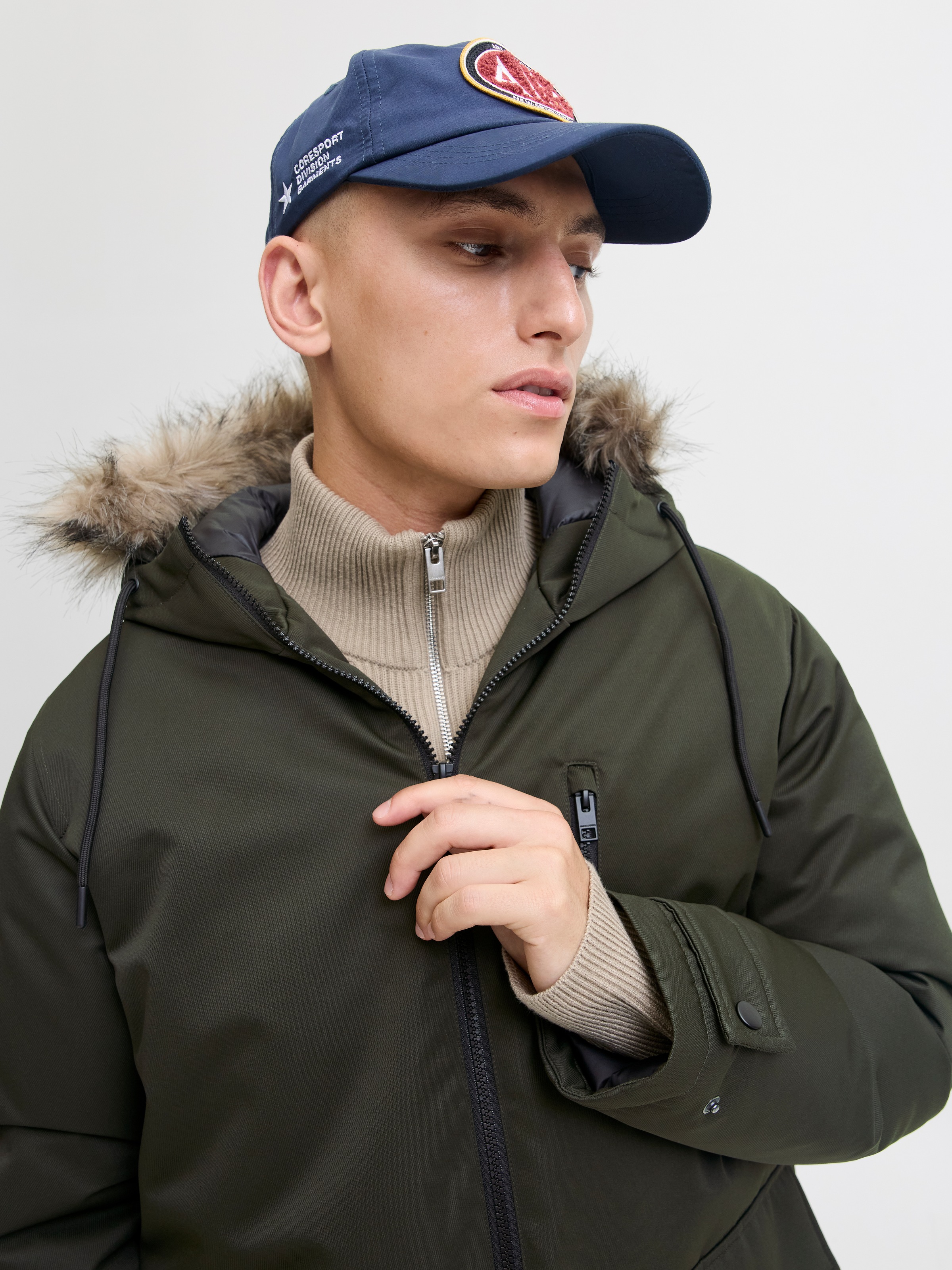 Jack & Jones Parka "JJCHARLIE DETACHABLE FAUX FUR PARKA" mit Kapuze günstig online kaufen