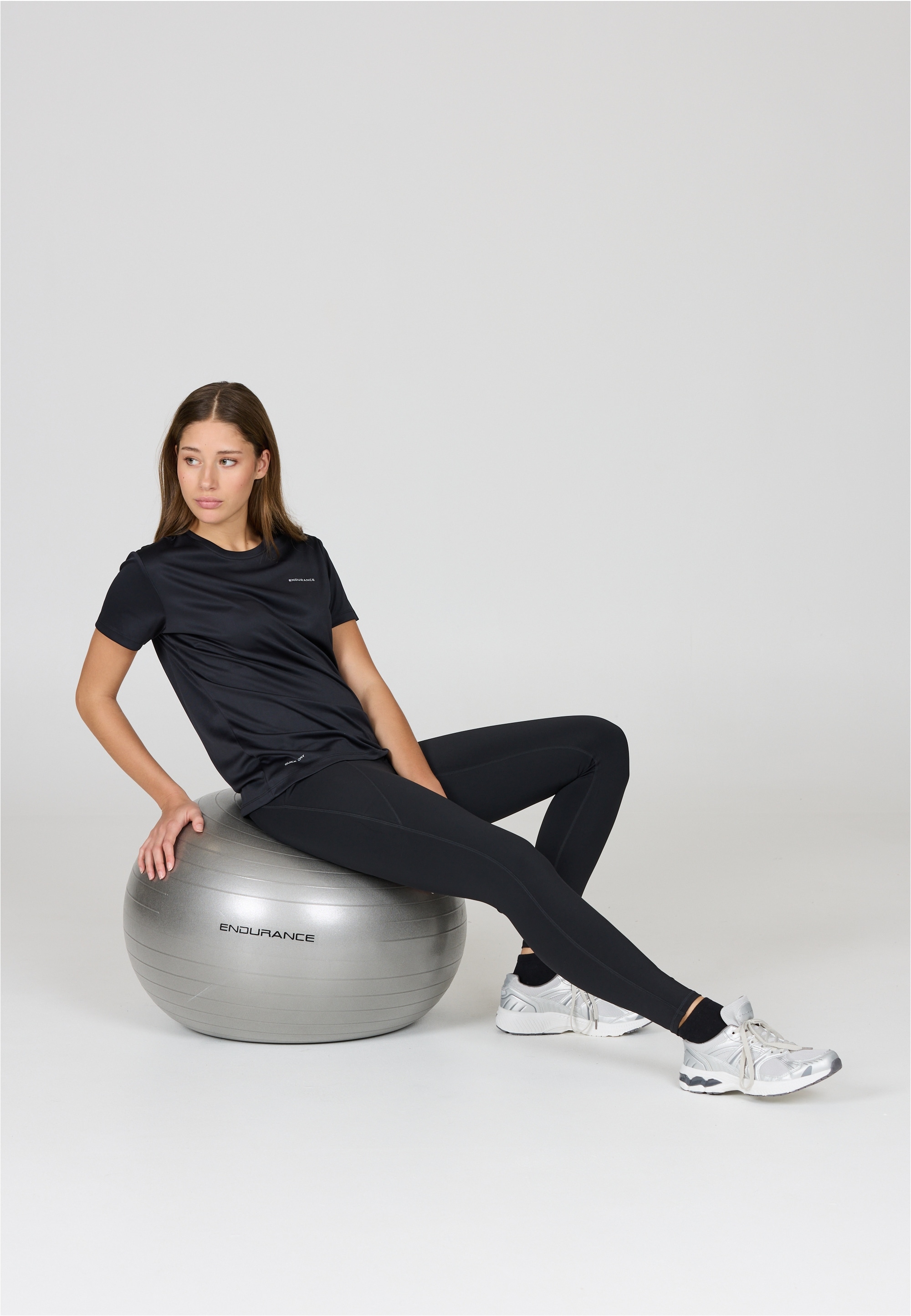 ENDURANCE Gymnastikball mit 75 cm Durchmesser
