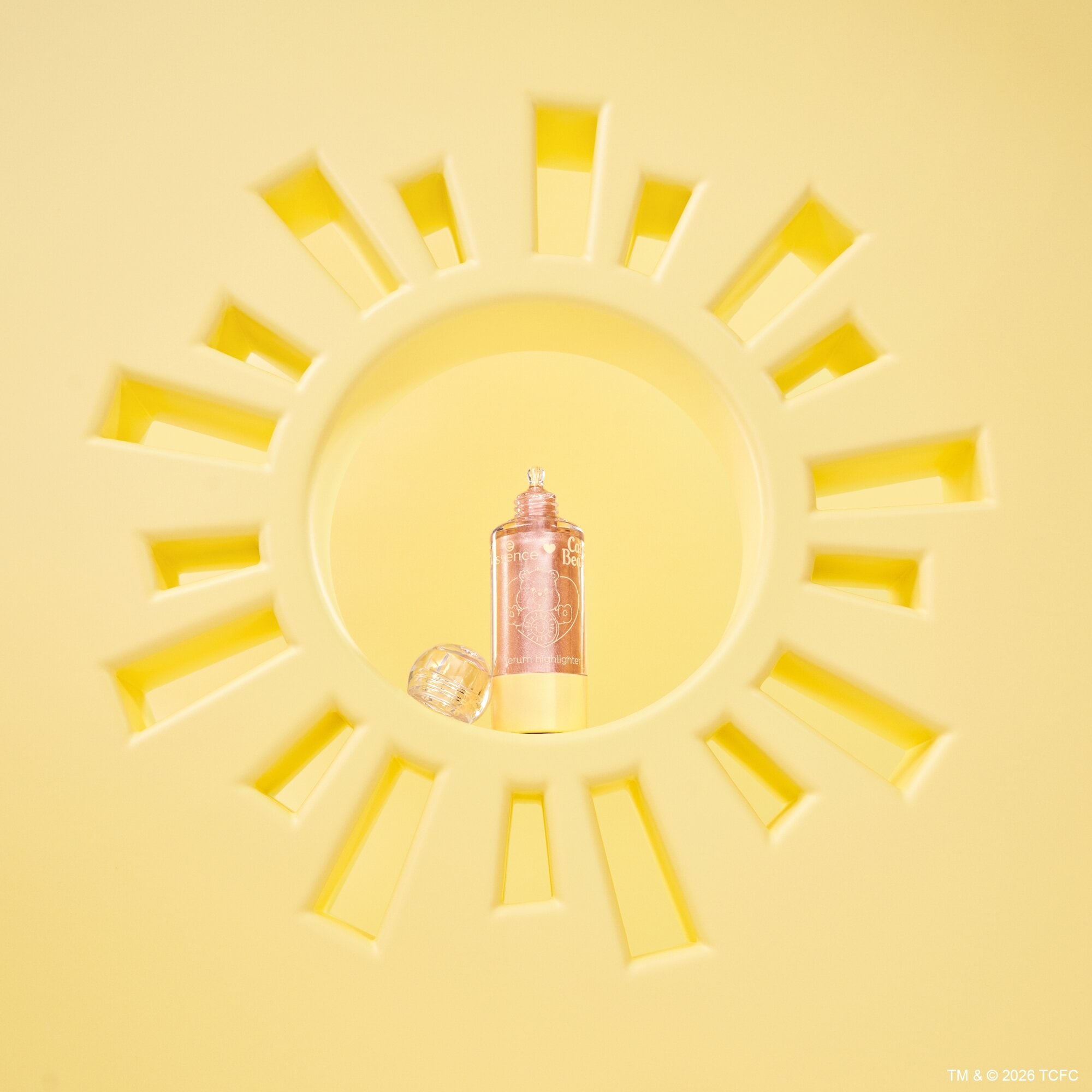 Essence Highlighter »CARE BEARS SERUM«