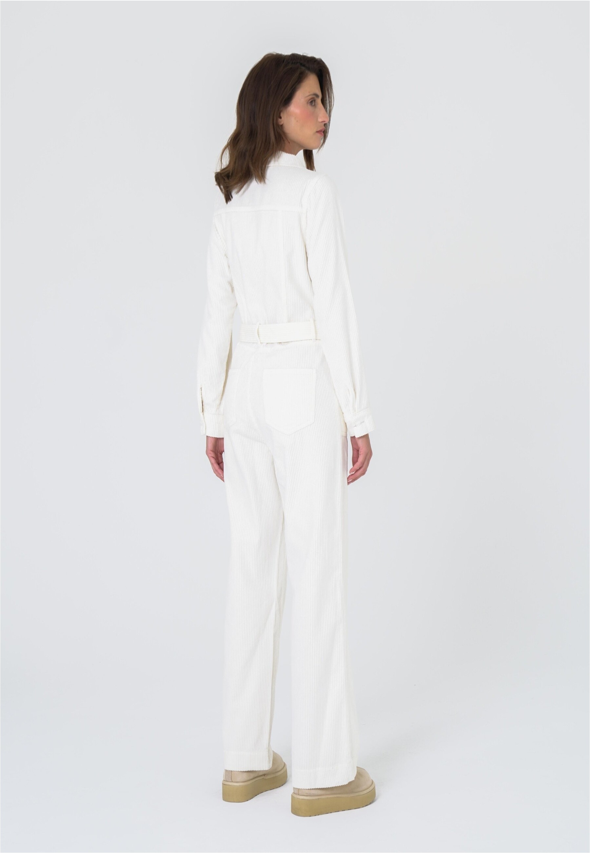 freshlions Jumpsuit »Gabriela«, mit Bindeband in der Taille