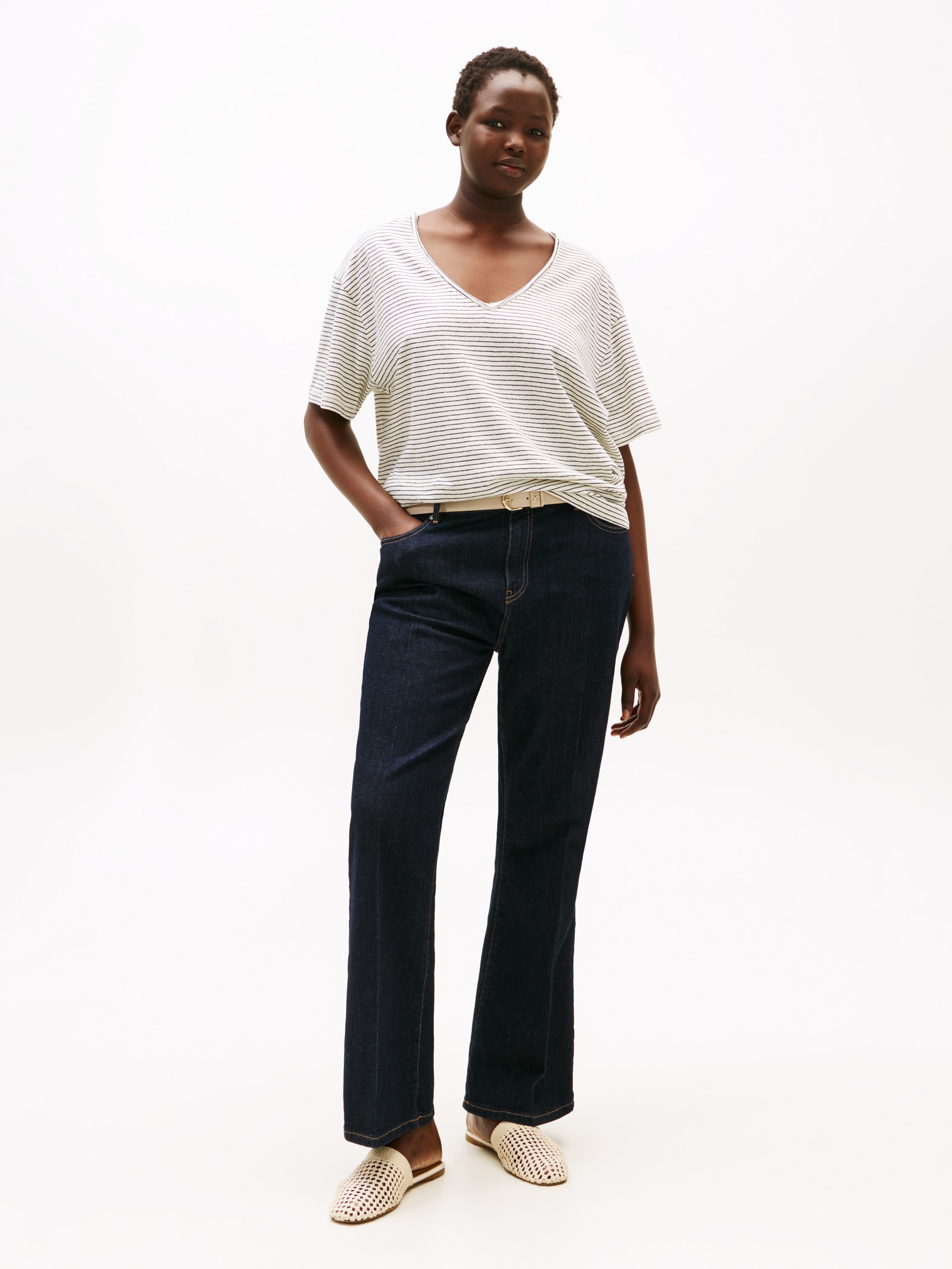 Tommy Hilfiger Curve V-Shirt »CRV MODERN CO LINEN V-NK SS«, in Großen Größen