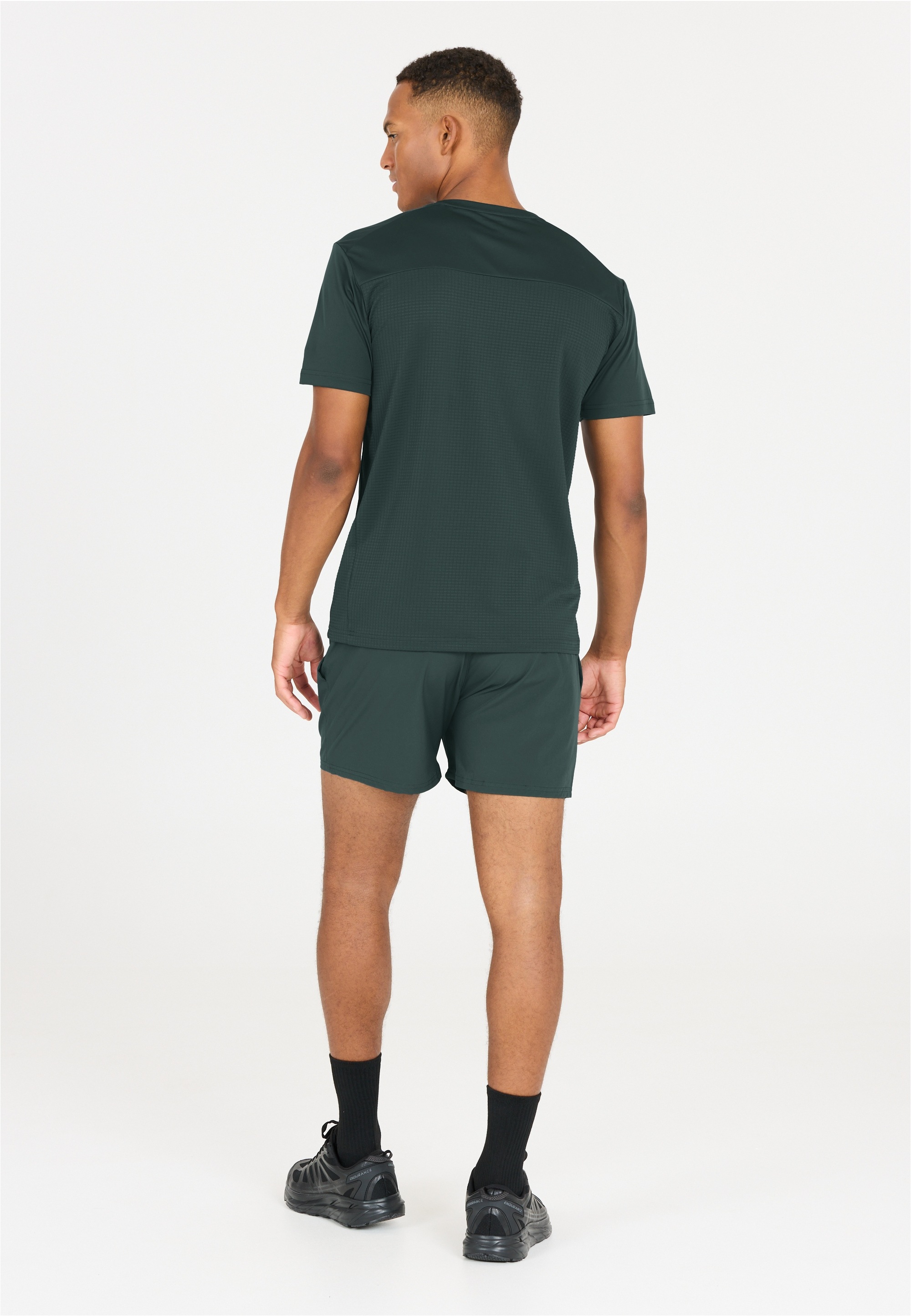 ENDURANCE Funktionsshirt »Abbi«, mit 4-Wege-Stretch und recycelten Materialien