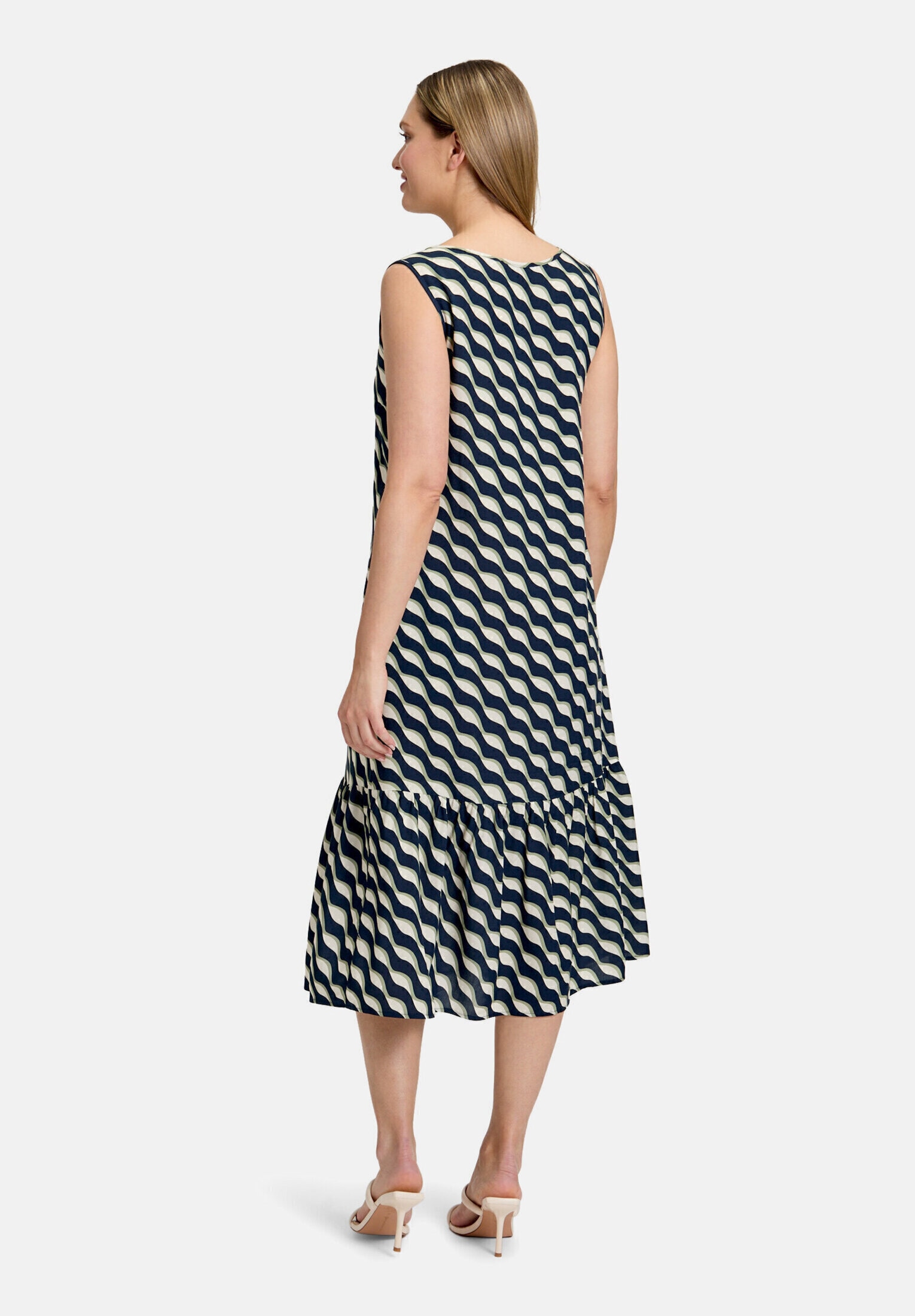 Betty Barclay Sommerkleid »Damen weiter Ausschnitt« Ohne Tasche