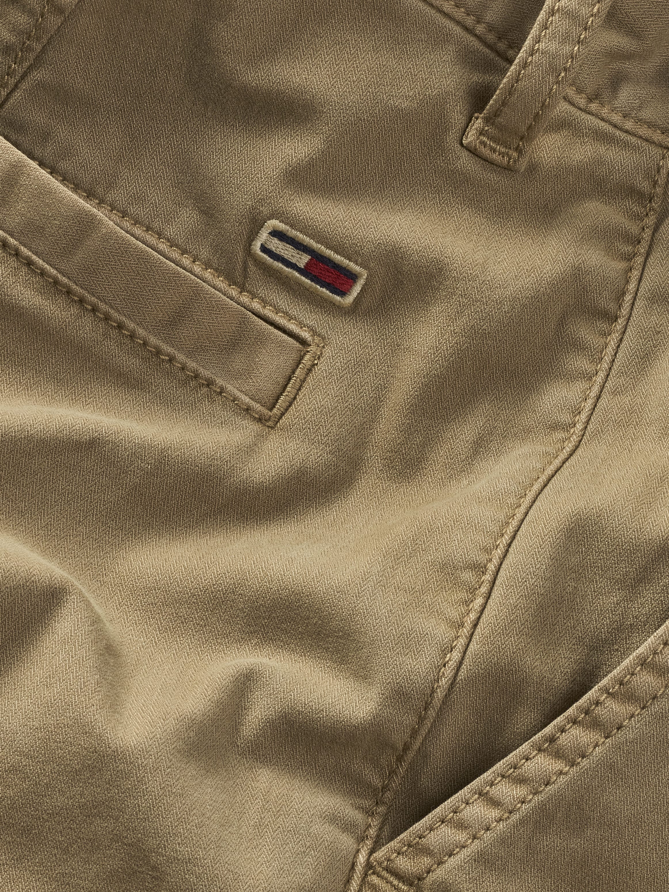 Tommy Jeans Cargohose »TJM AUSTIN CARGO«, mit Logostickerei