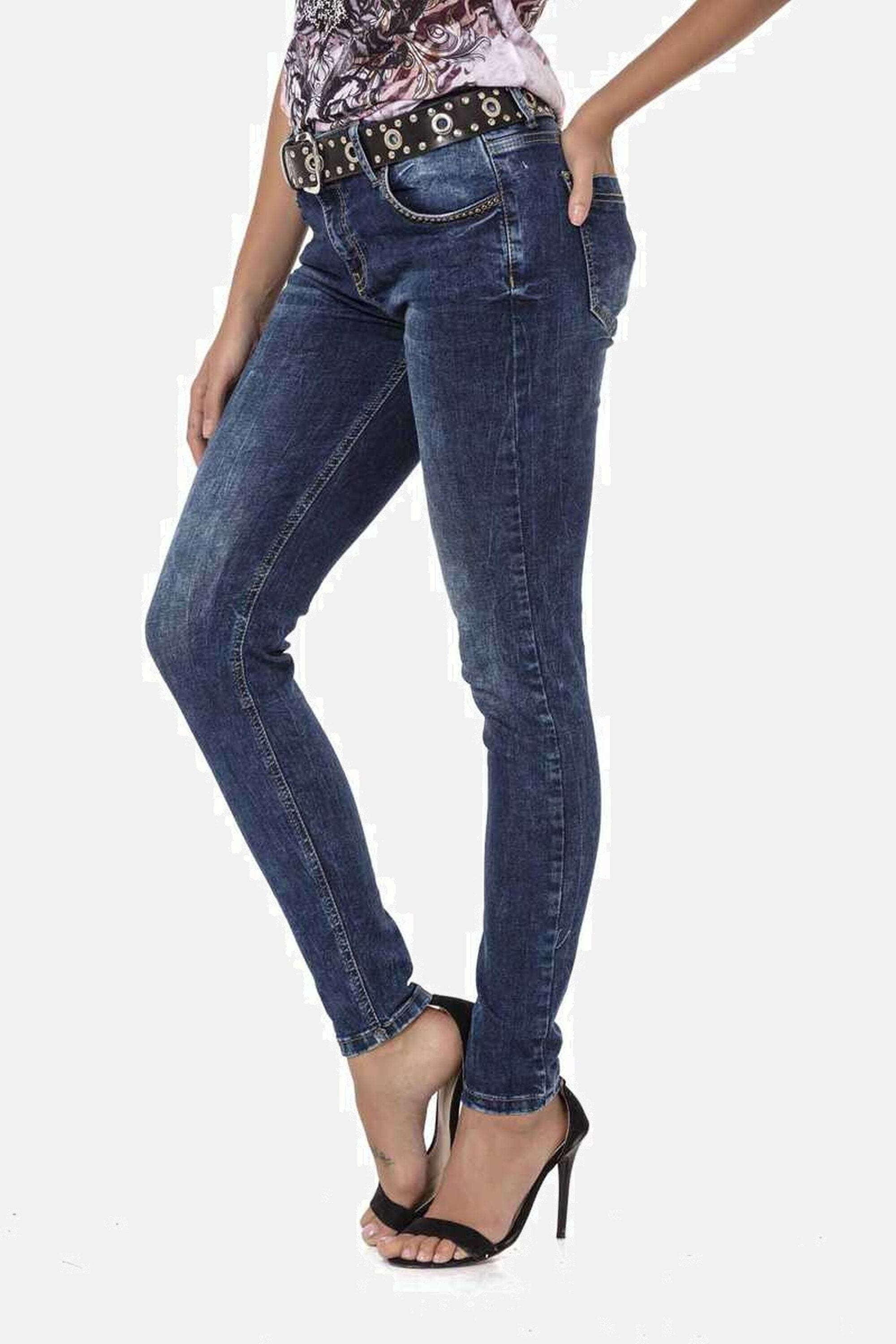 Cipo & Baxx 5-Pocket-Jeans »Jeans«, mit dezenter Waschung und coolen Nieten, WD460