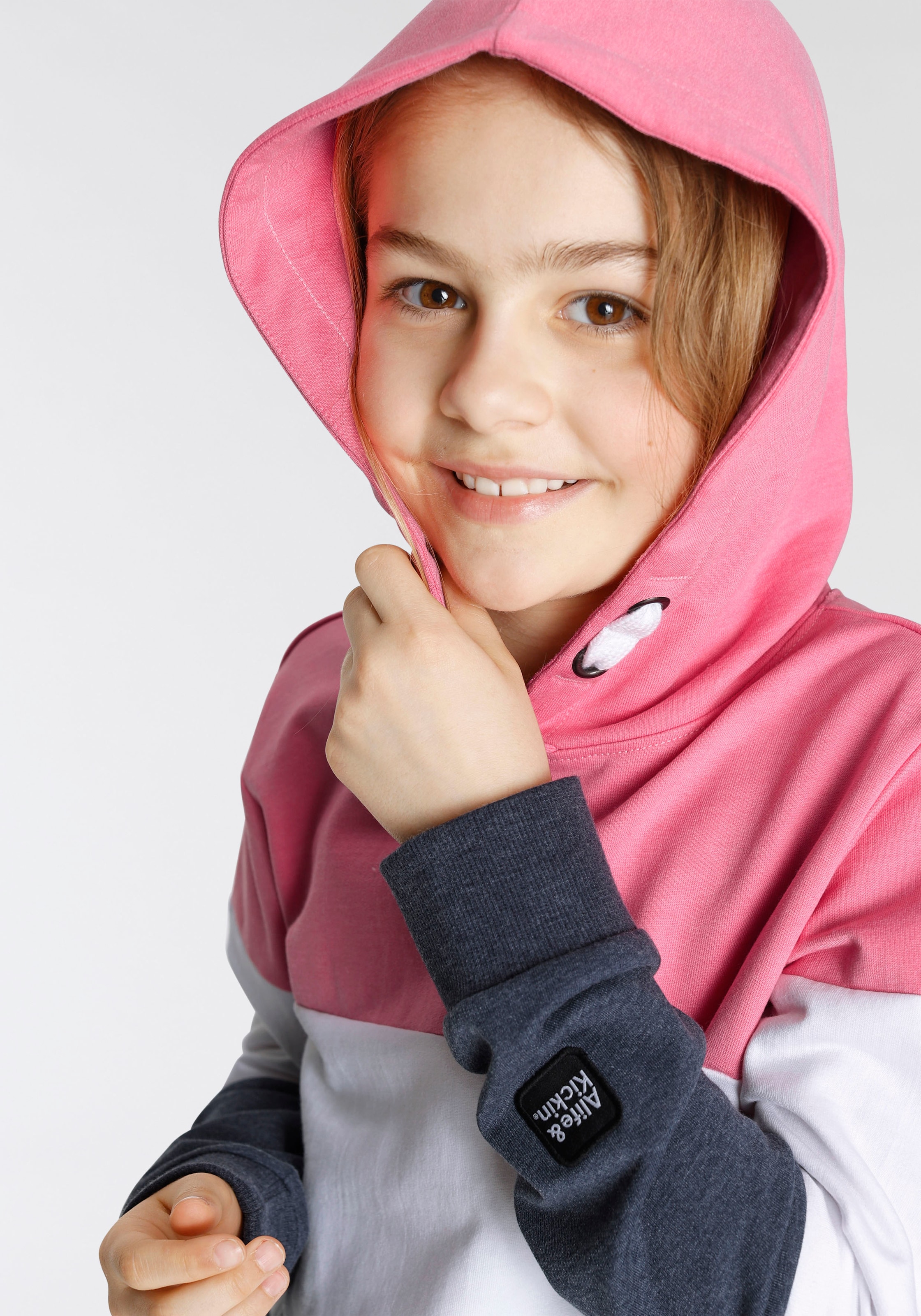 Alife & Kickin Kapuzensweatshirt »mit coolem Colourblocking«, NEUE MARKE!  Alife & Kickin für Kids. online bestellen | BAUR