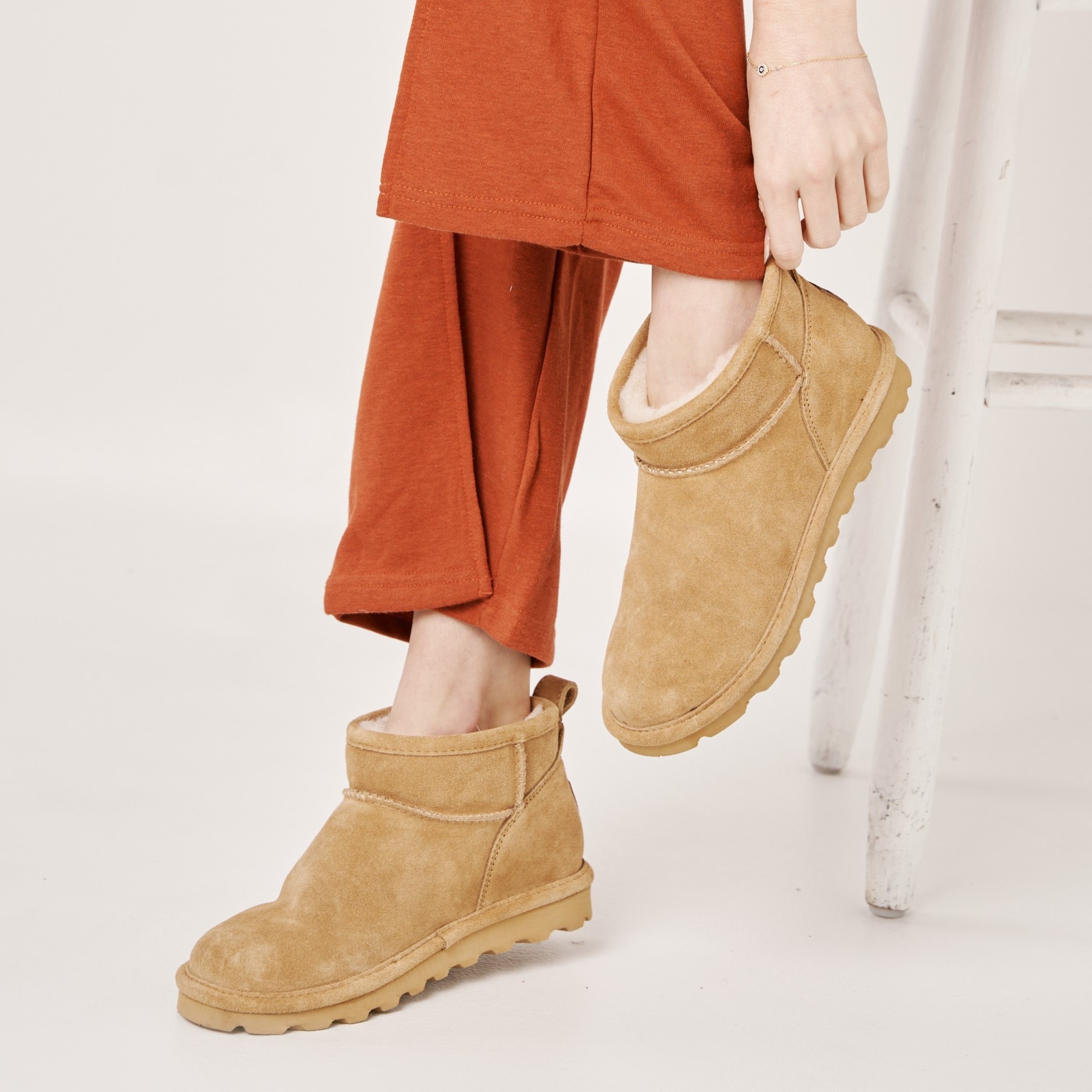 Bearpaw Winterboots »SHORTY«, Winterstiefel, Schlupfstiefel mit herausnehmbarer Innensohle