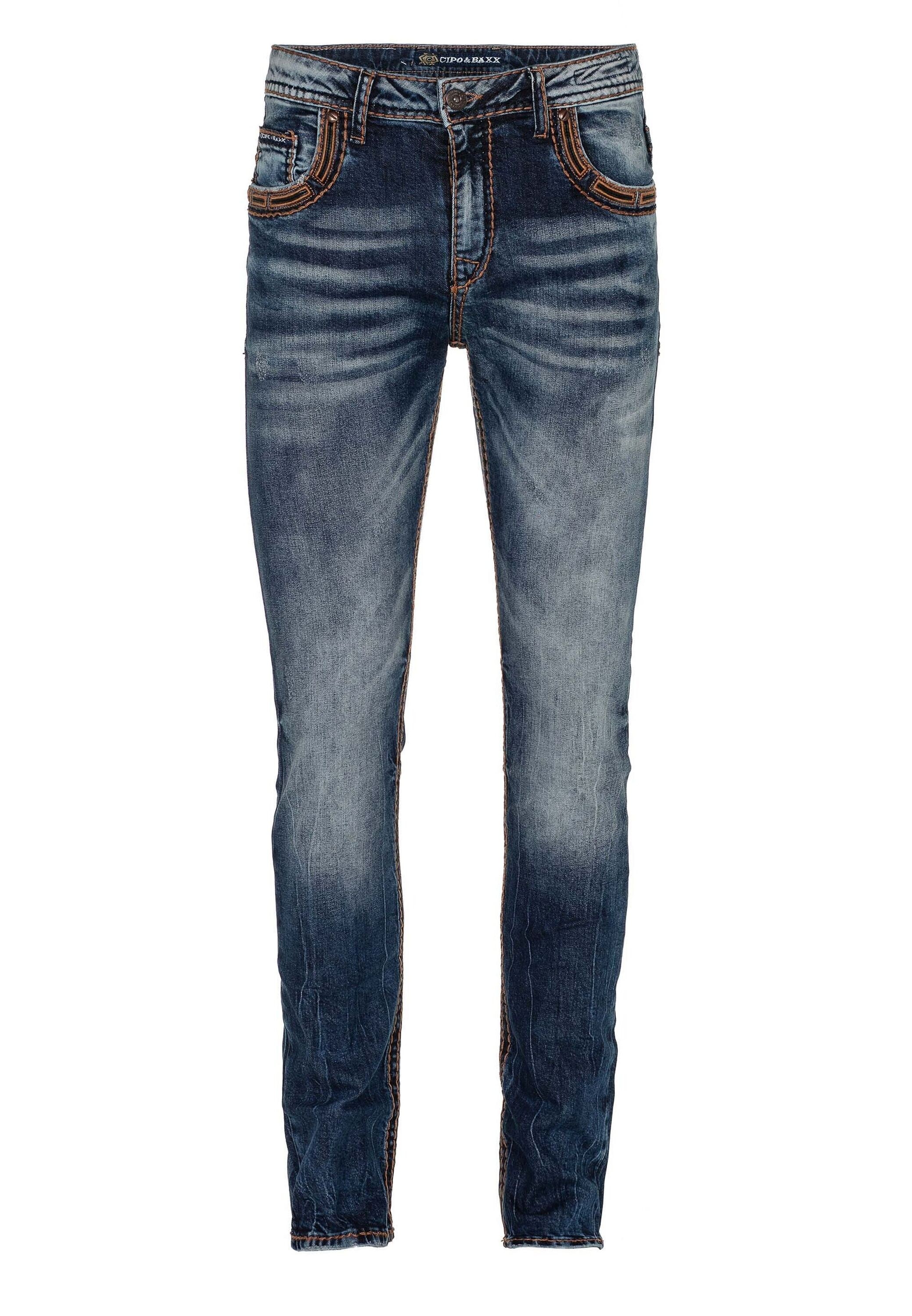 Cipo & Baxx Slim-fit-Jeans »Jeans«, mit bestickten Gesäßtaschen, CD-483
