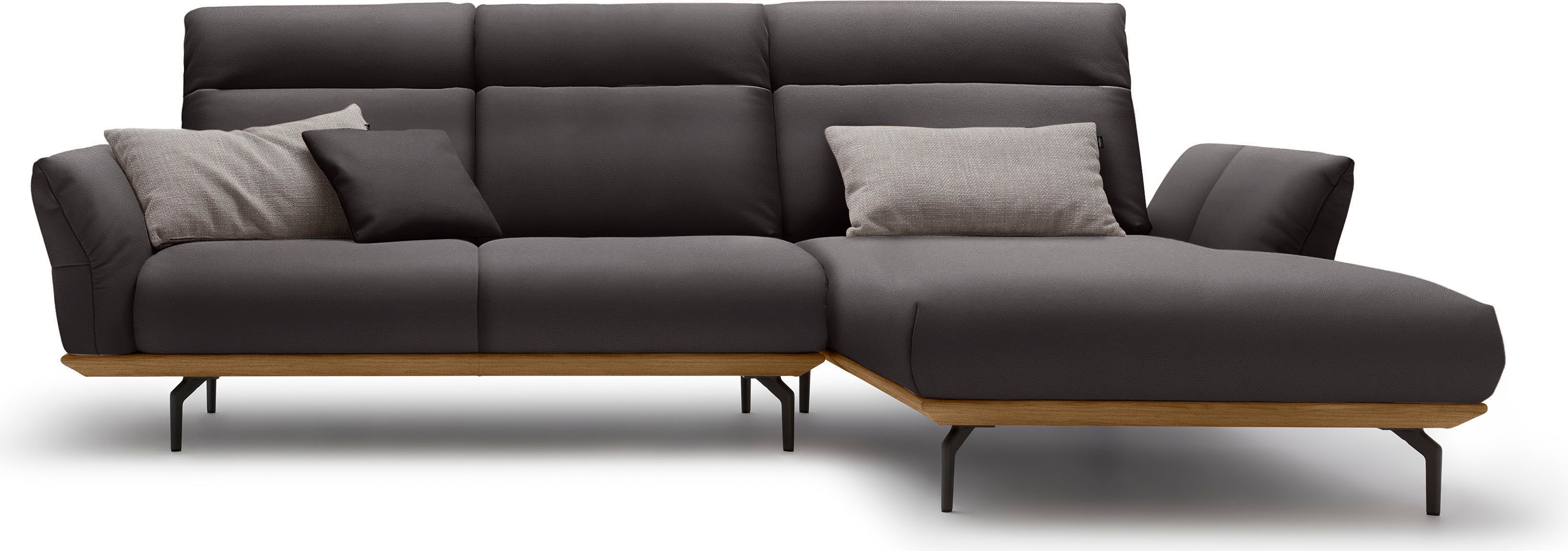 Creation BY ROLF BENZ Ecksofa "CR.460 Designsofa, verstellbare Rückenlehne, hochwertig & bequem" Sockel in Nussbaum, Winkelfüße in Umbragrau, Breite 298 cm