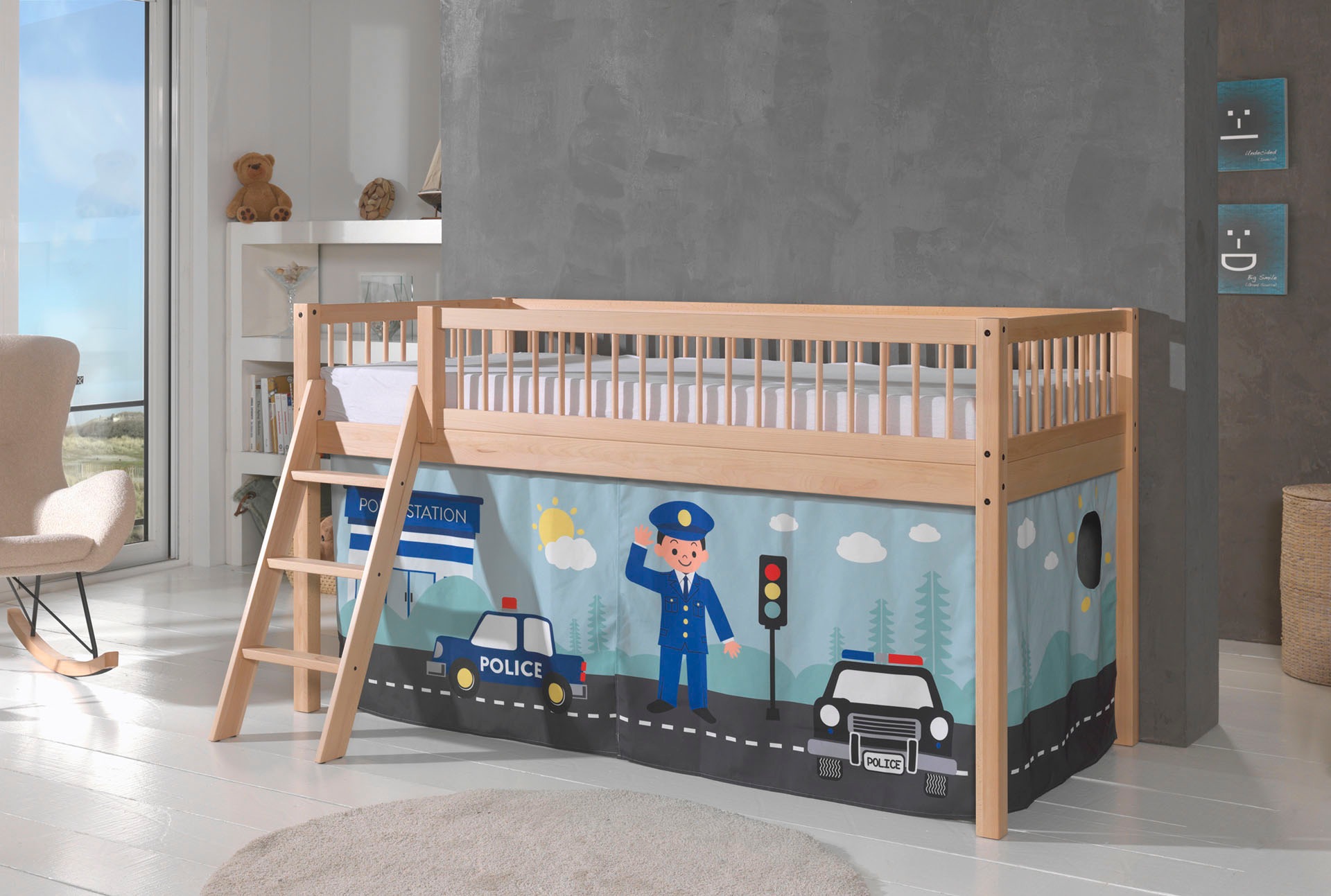 Vipack Spielbett »Forrest, Absturzschutz mit Sprossen-Optik, Pfostenstärken ca. 50x50mm« Buche natur lackiert, stabil und hochwertig gebaut, inkl. Lattenrost,  90/200 cm, inkl. Vorhang-Set 3-tlg., Spielbereich unter dem Bett