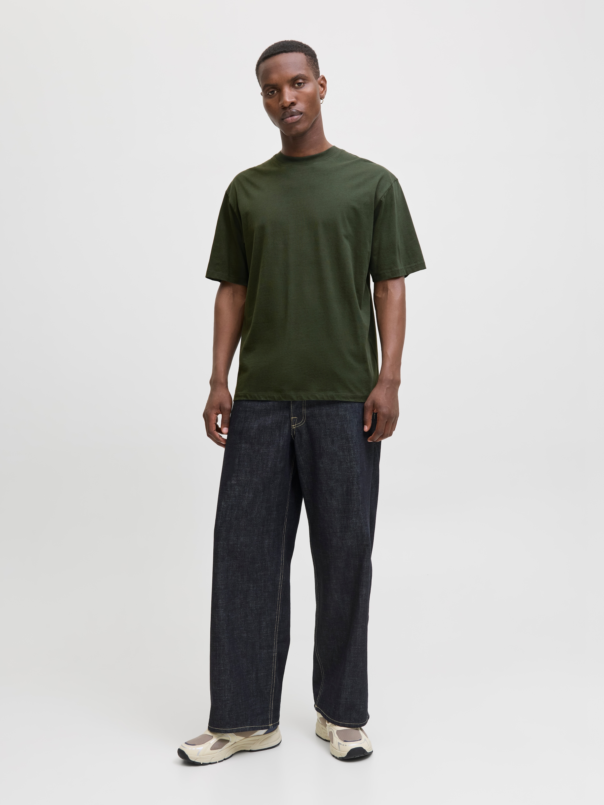 Jack & Jones Oversize-Shirt »JJEBRADLEY TEE SS O-NECK NOOS«, mit Rundhalsausschnitt